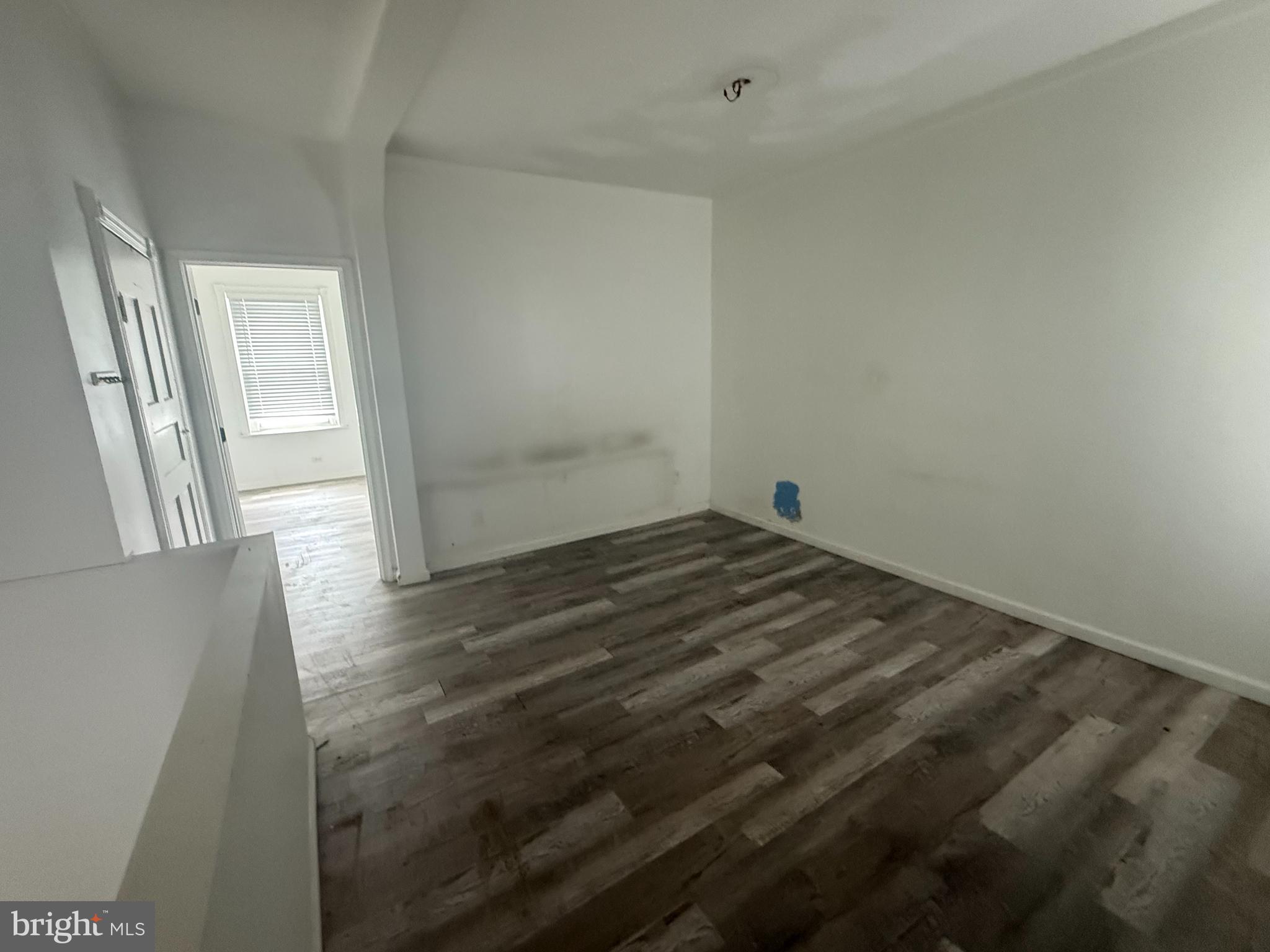 WEST KENSINGTON - Residential