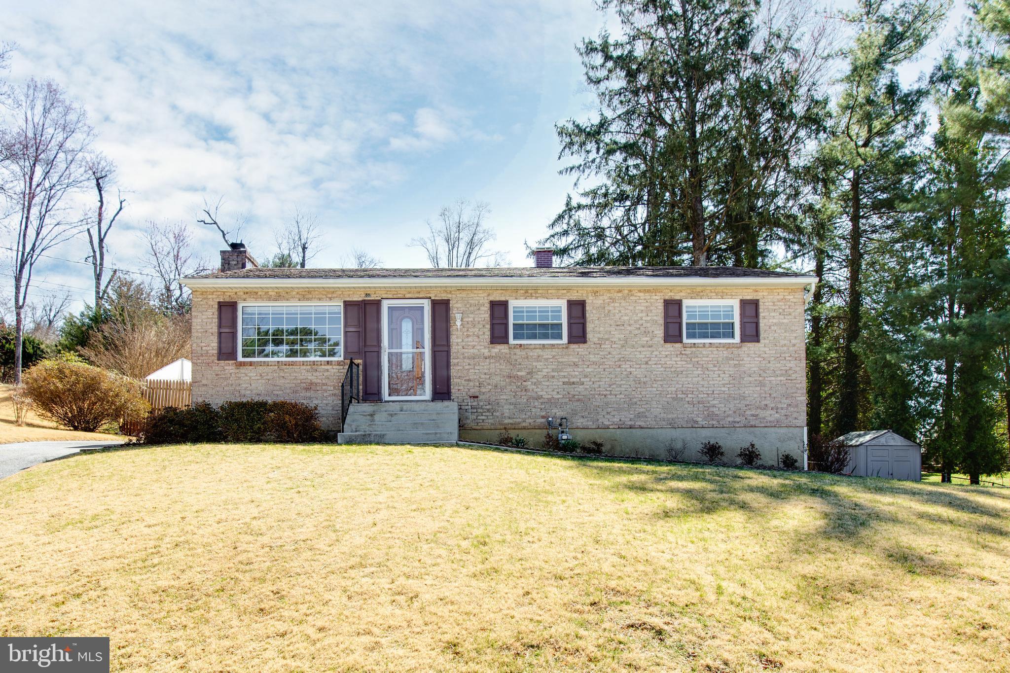 Welcome to 5 Moorepark Ct! This charming brick-front rancher offers a spacious and inviting layout with a dual driveway for ample parking. Step inside to be greeted by abundant natural light that fills the home with warmth. The open floor plan on the main level boasts beautiful hardwood floors throughout. The modern kitchen, equipped with stainless steel appliances, seamlessly connects to the dining and family room, creating a perfect space for entertaining. This level features three bedrooms and one full bath. Step out onto the Trex deck to enjoy your morning coffee while overlooking the serene backyard. The walk-out basement provides additional living space, including a cozy living room with a fireplace, one bedroom, one full bath, a laundry room, and plenty of room for gatherings. A special bonus—a vegetable greenhouse—makes this home a gardener’s paradise, allowing you to cultivate your favorite plants year-round.
Don’t miss out on this unique and inviting home!
UPGRADES: HVAC(2025), WATER HEATER,ROOFING(2013), BACK SLIDING DOOR (2015), SIDING(2009)