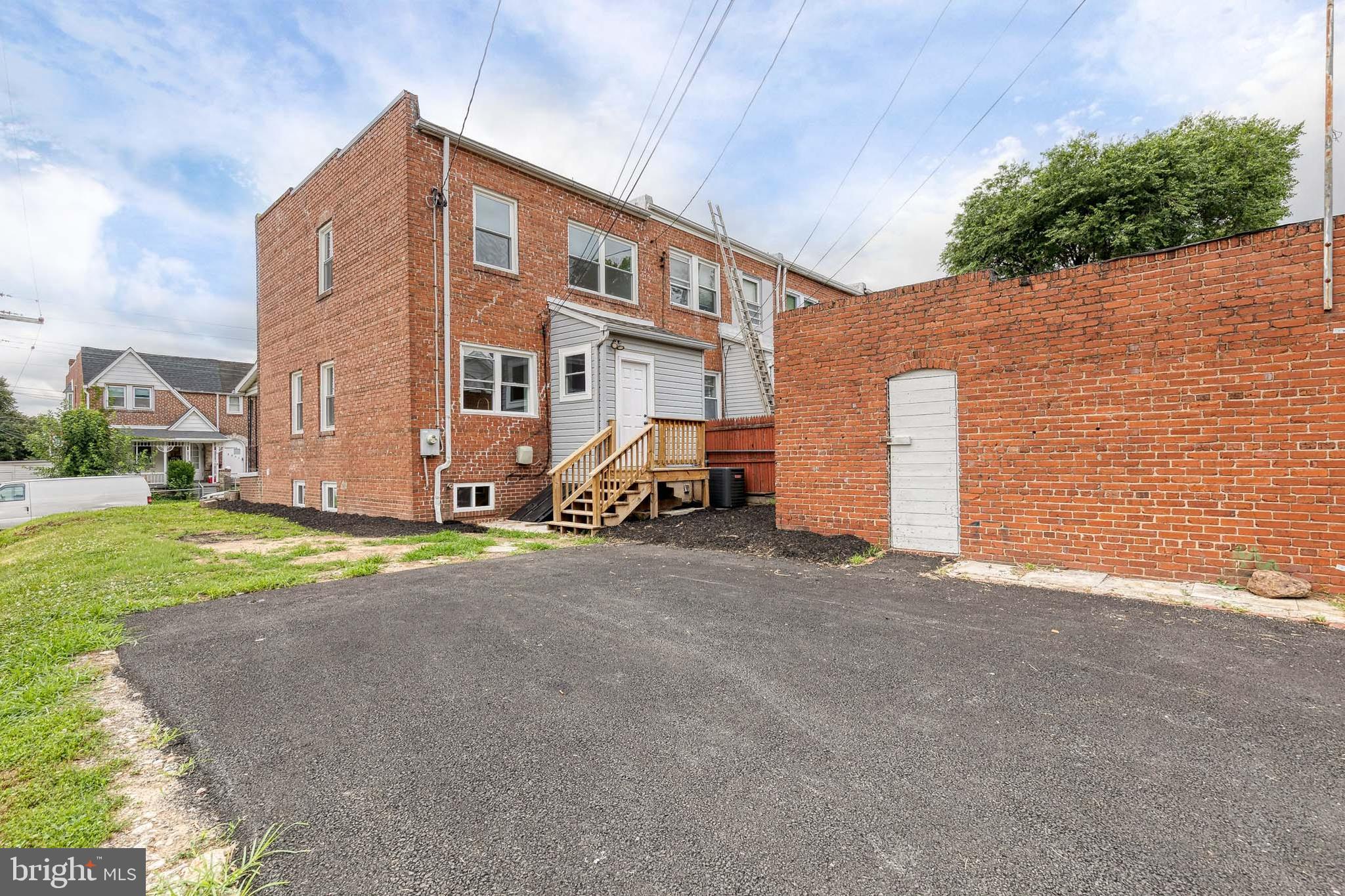 DUNDALK HIGHLANDS - Residential