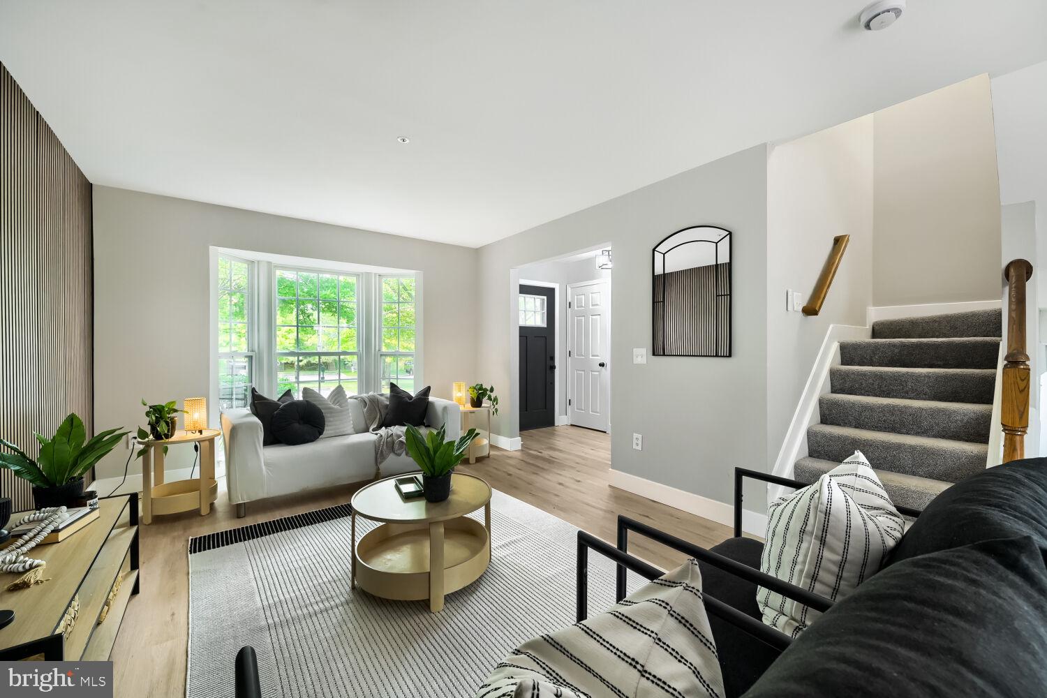 THE VILLAGES OF LYONSFIELD RUN - Residential