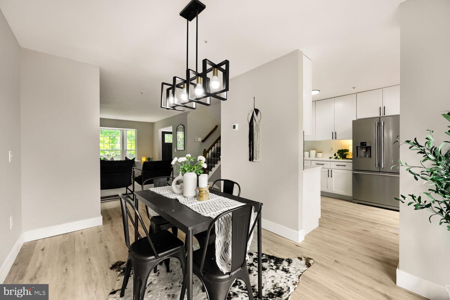 THE VILLAGES OF LYONSFIELD RUN - Residential