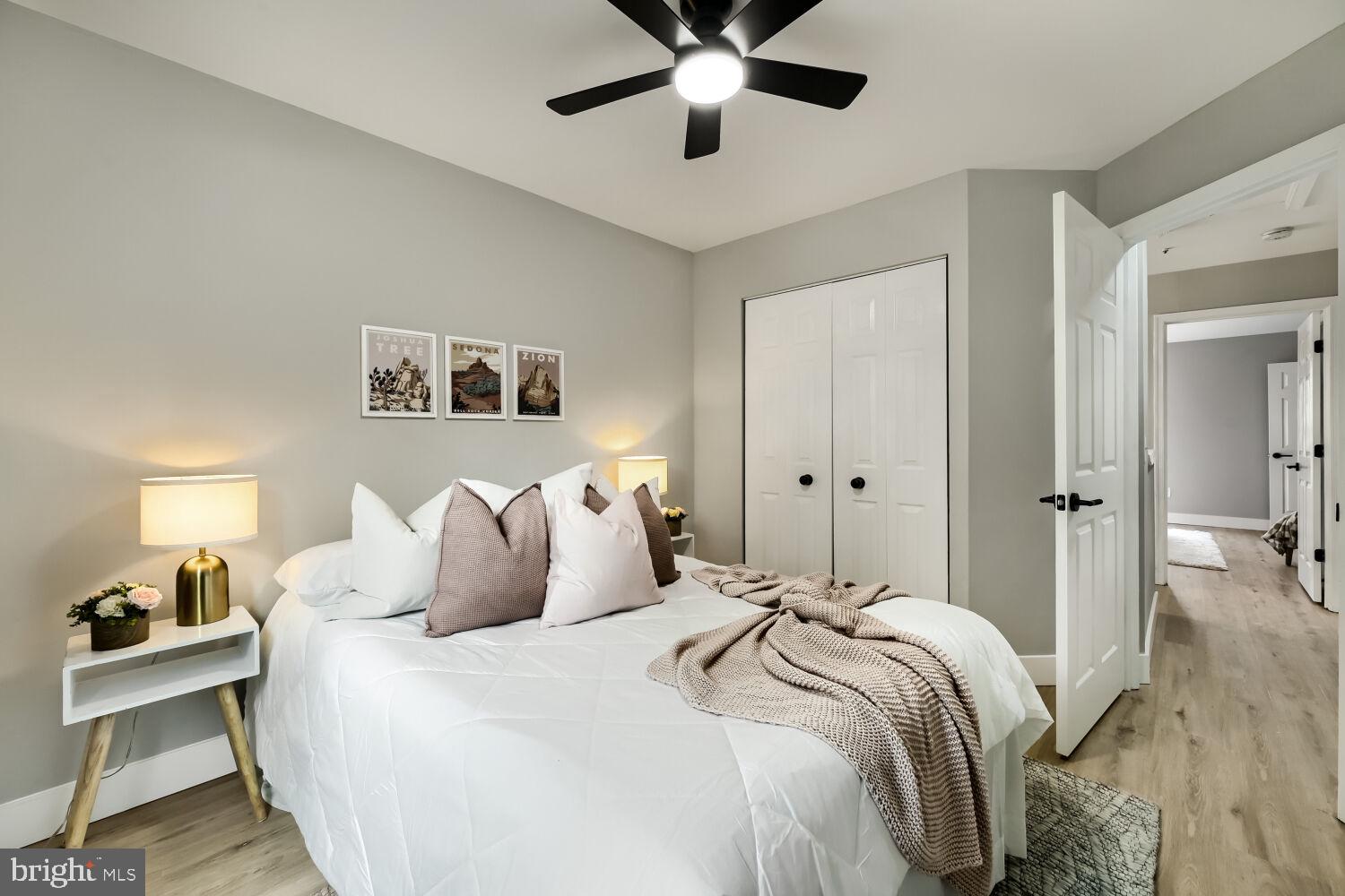 THE VILLAGES OF LYONSFIELD RUN - Residential