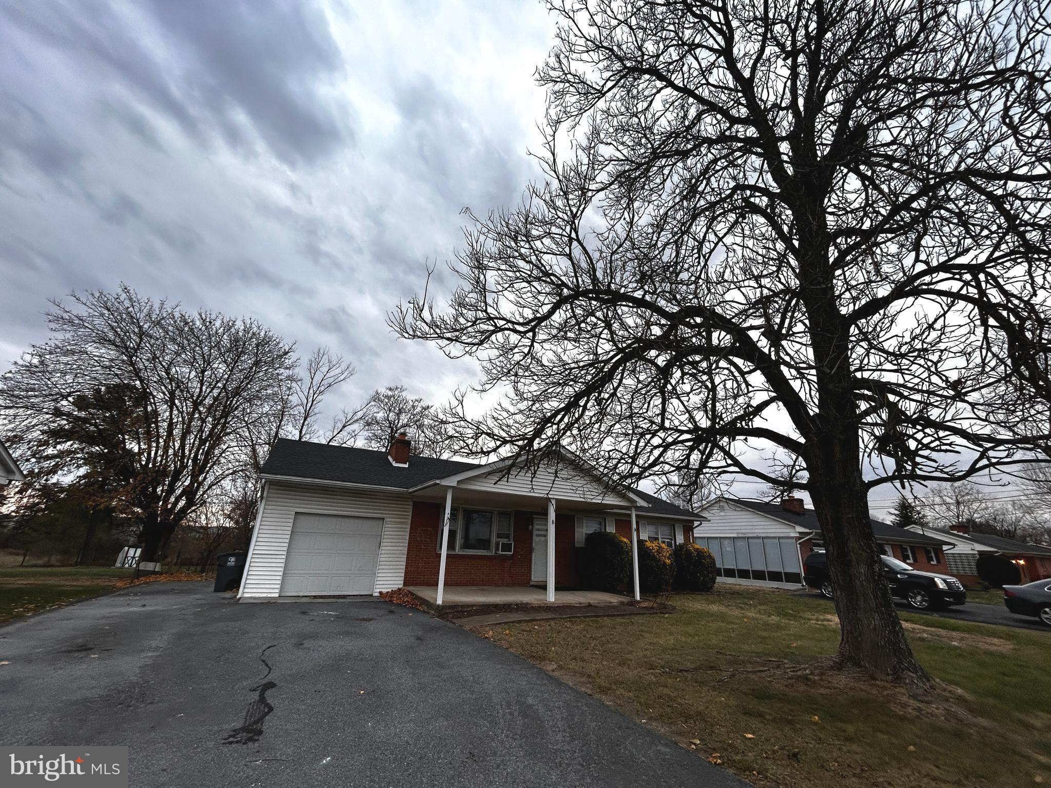 HUNTSBERRY - Residential