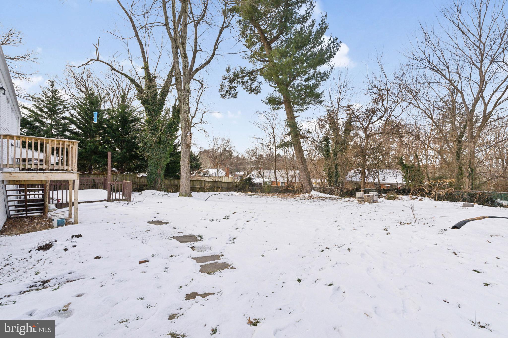 COLUMBIA PINES - Residential