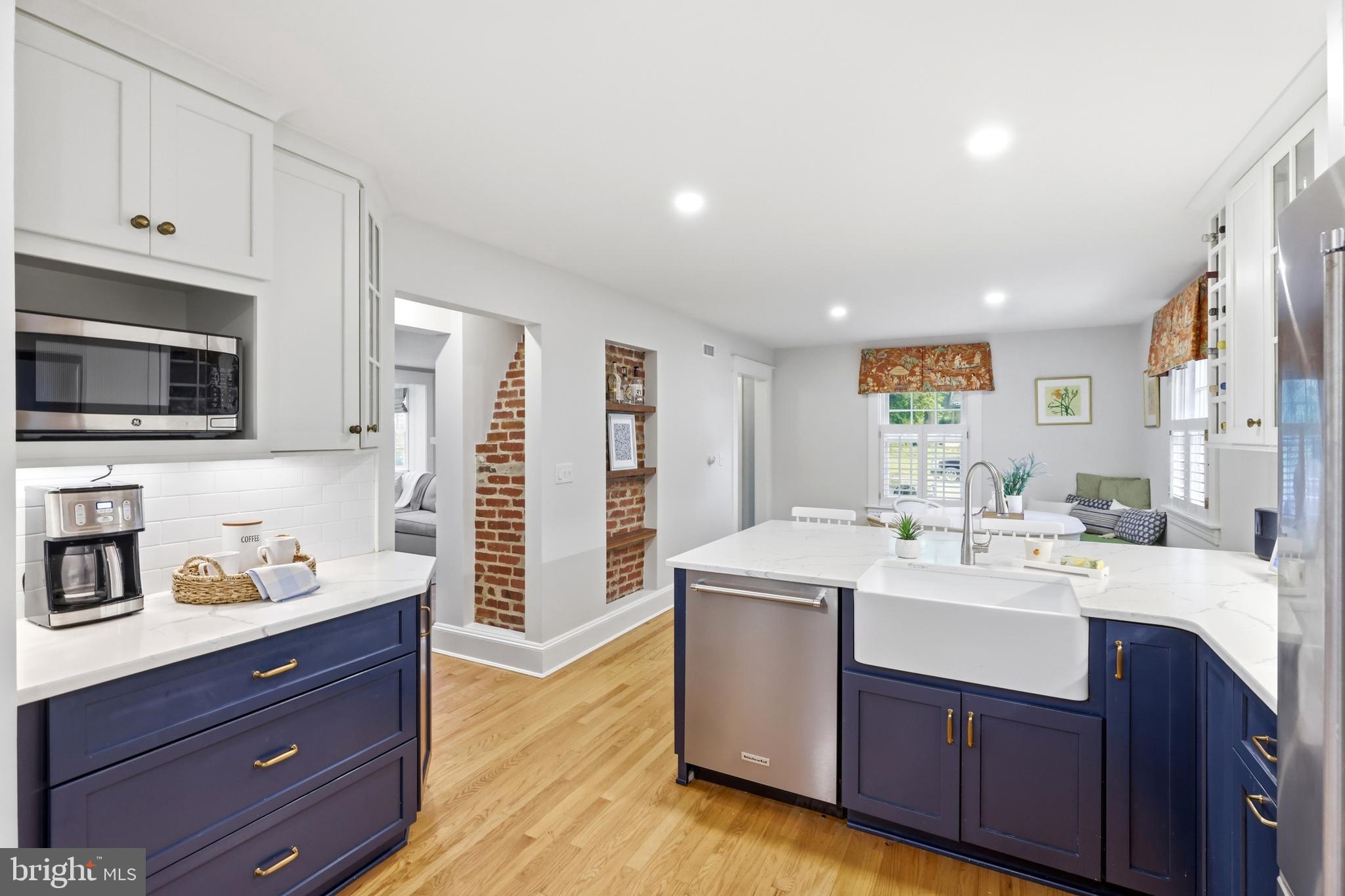 HOMEWOOD - Residential