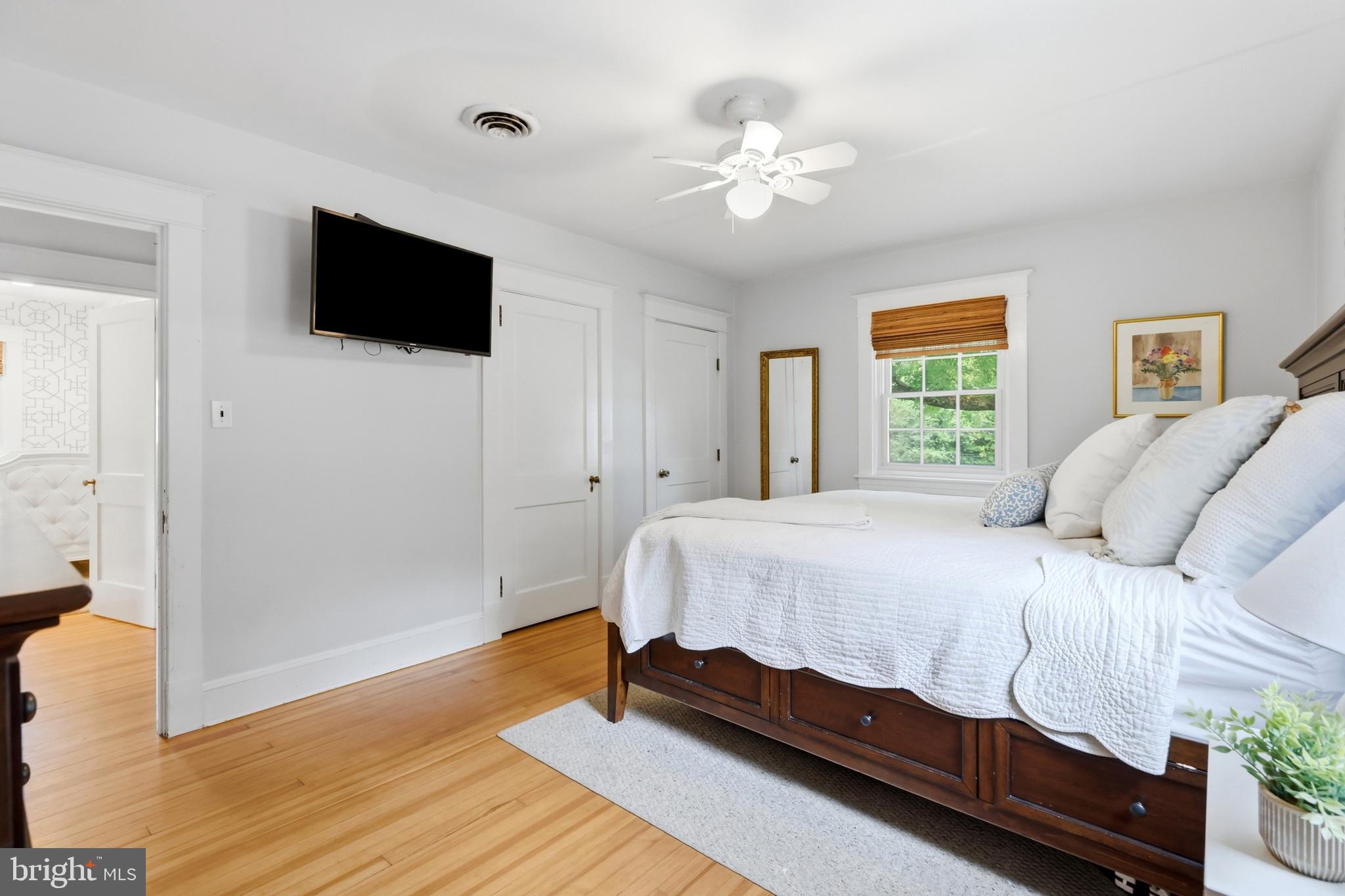 HOMEWOOD - Residential