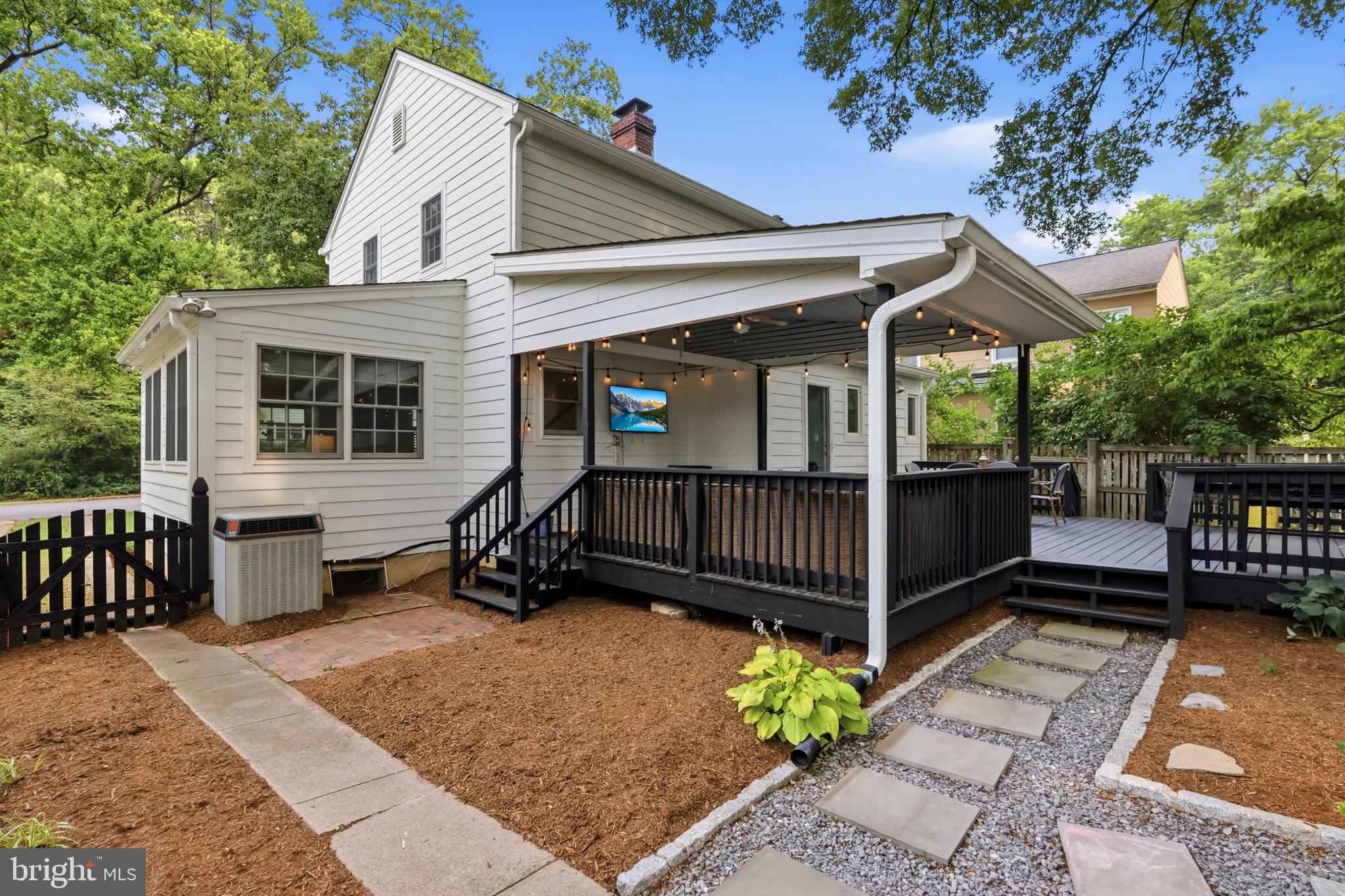 HOMEWOOD - Residential