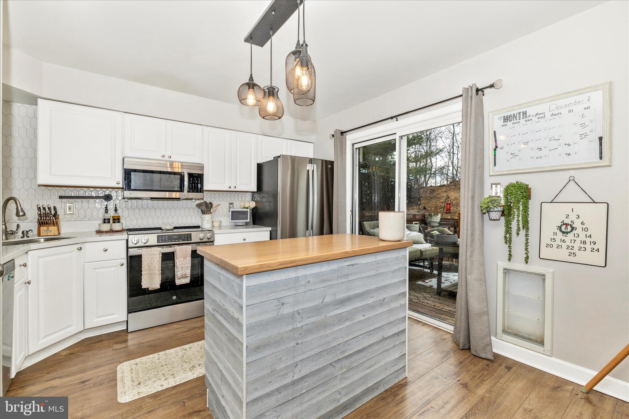 SPRING RIDGE - Residential