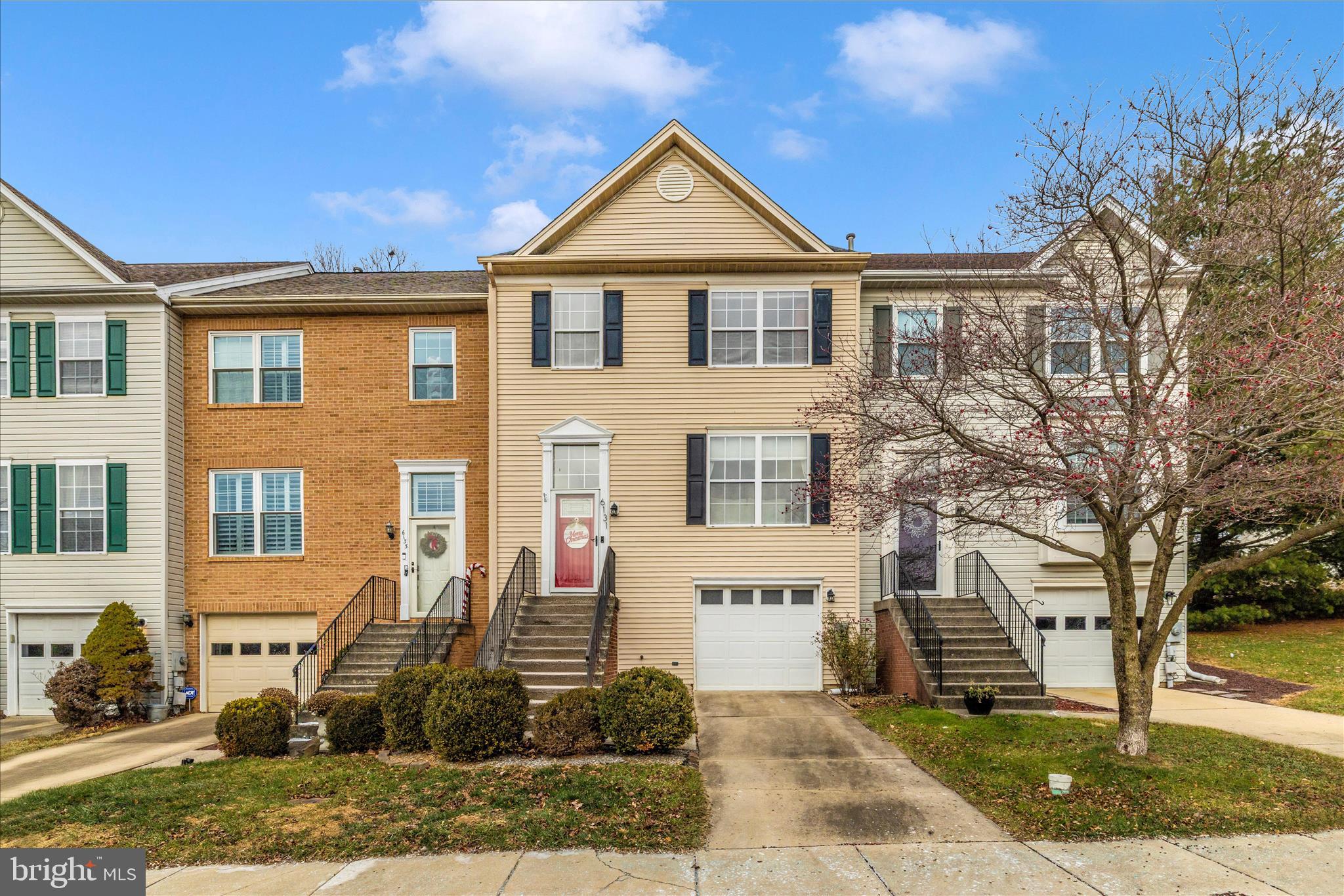 SPRING RIDGE - Residential