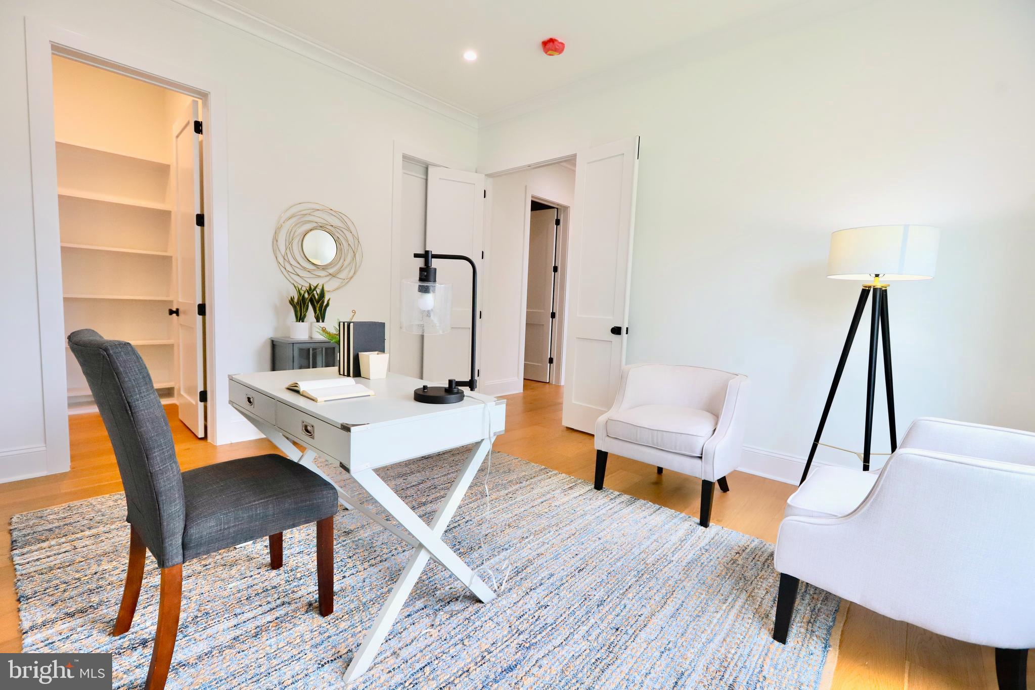 TOWN AND COUNTRY ESTATES - Residential