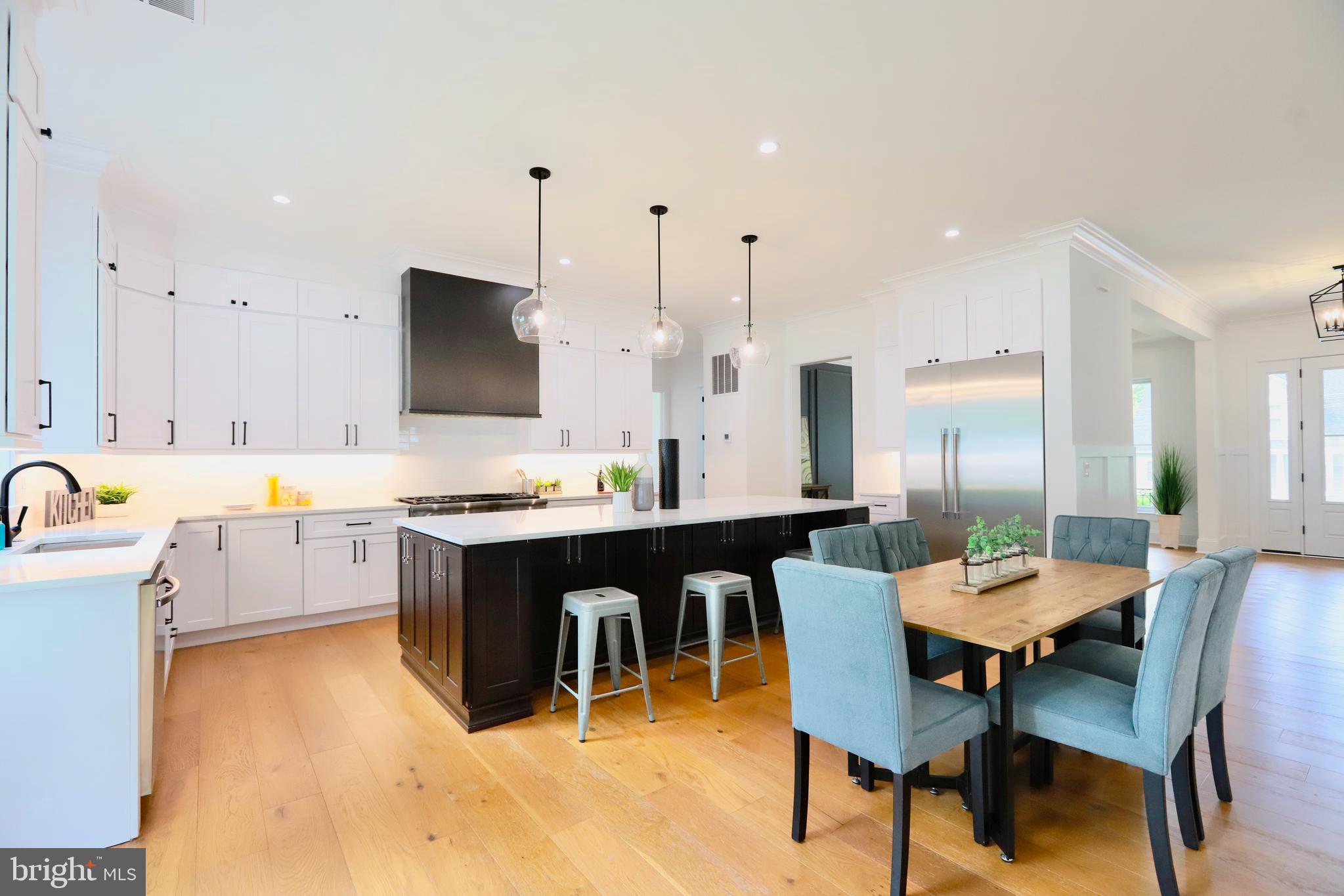 TOWN AND COUNTRY ESTATES - Residential