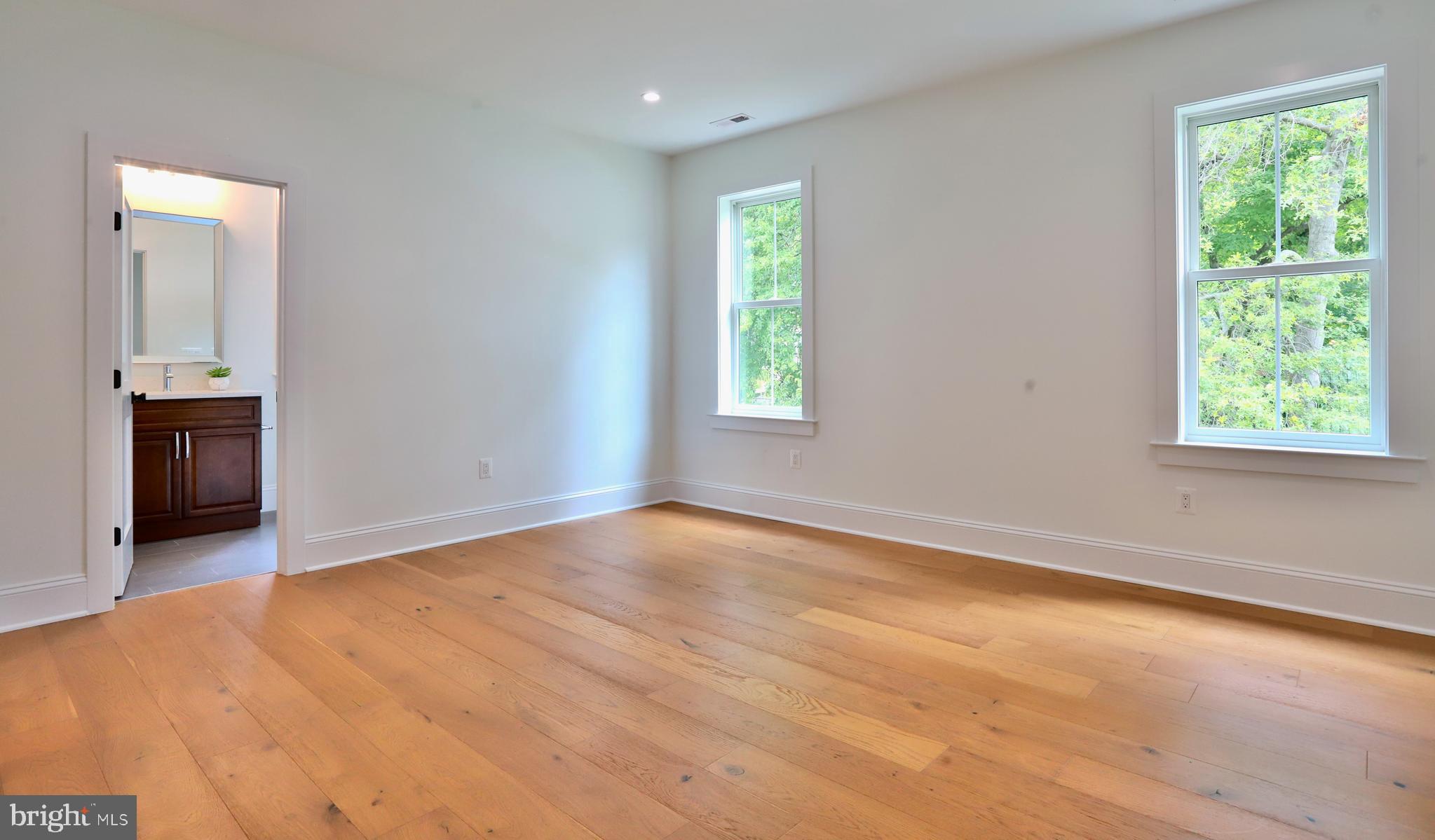 TOWN AND COUNTRY ESTATES - Residential