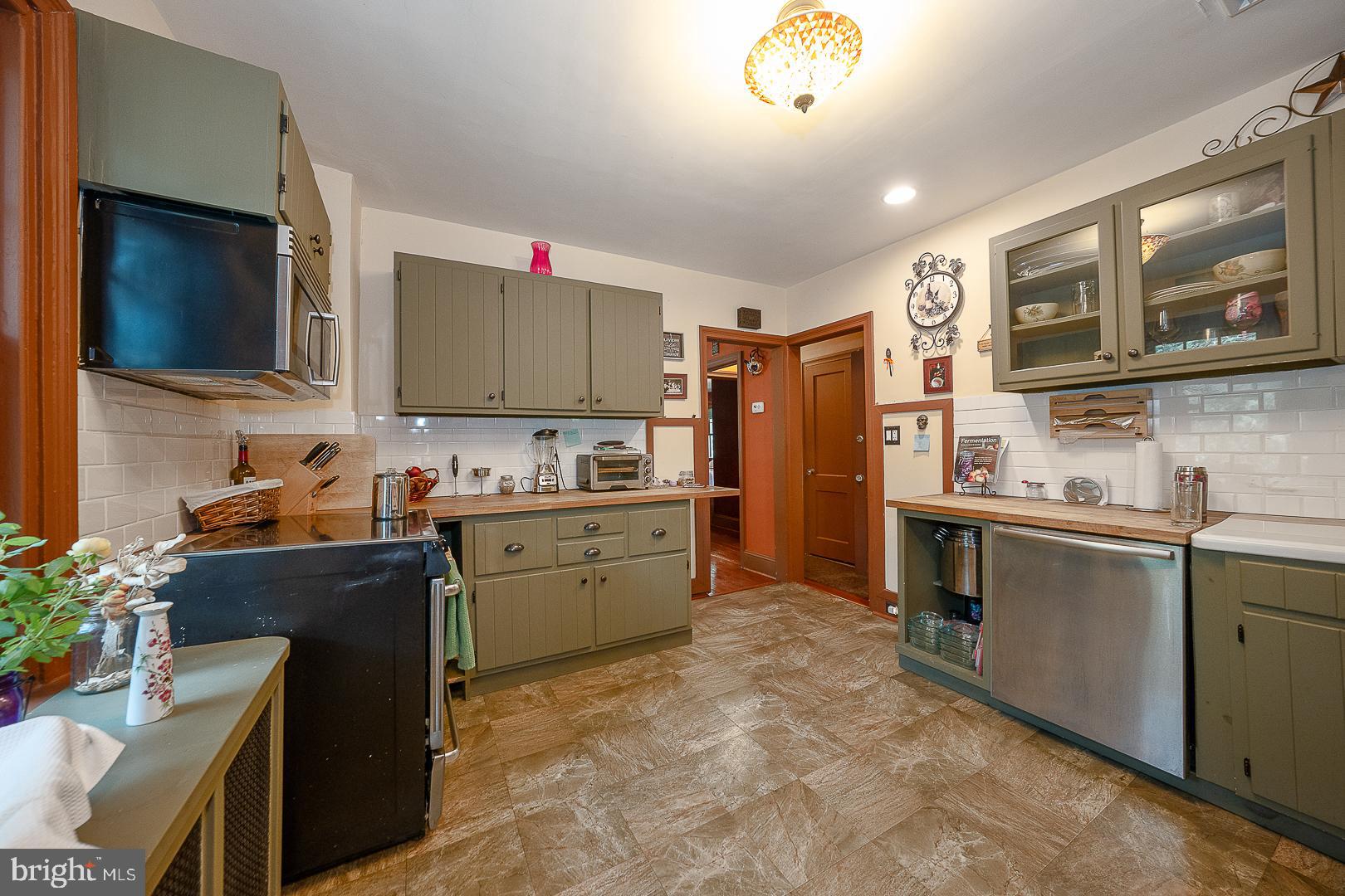BELMONT HILLS - Residential
