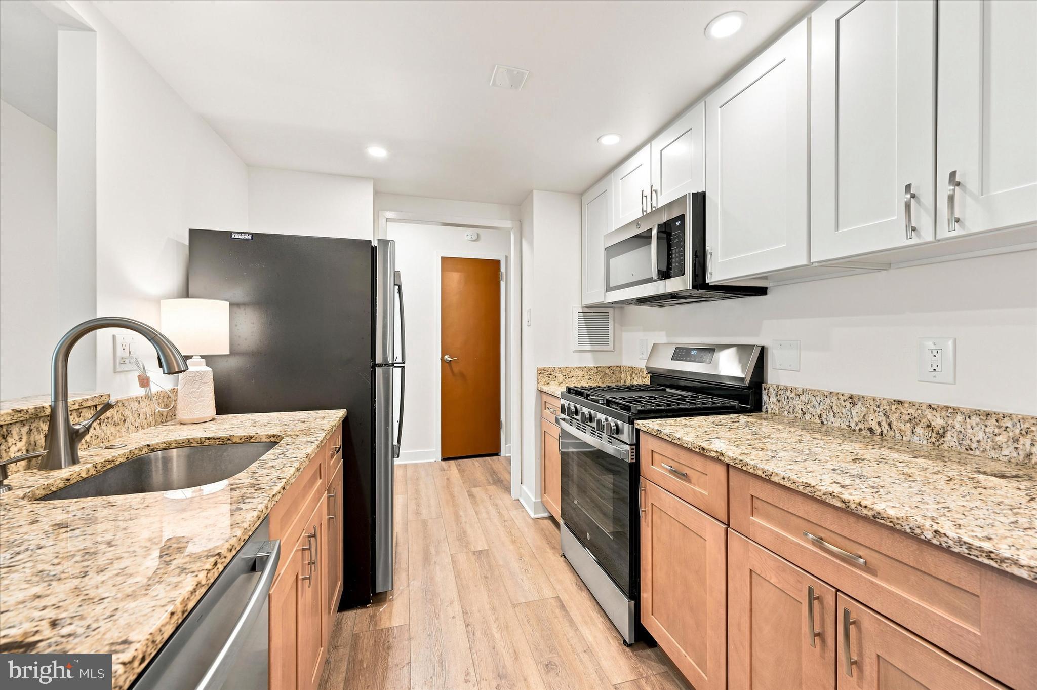 JENKINTOWN - Residential
