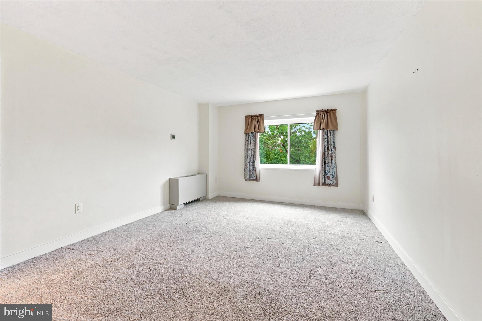 JENKINTOWN - Residential