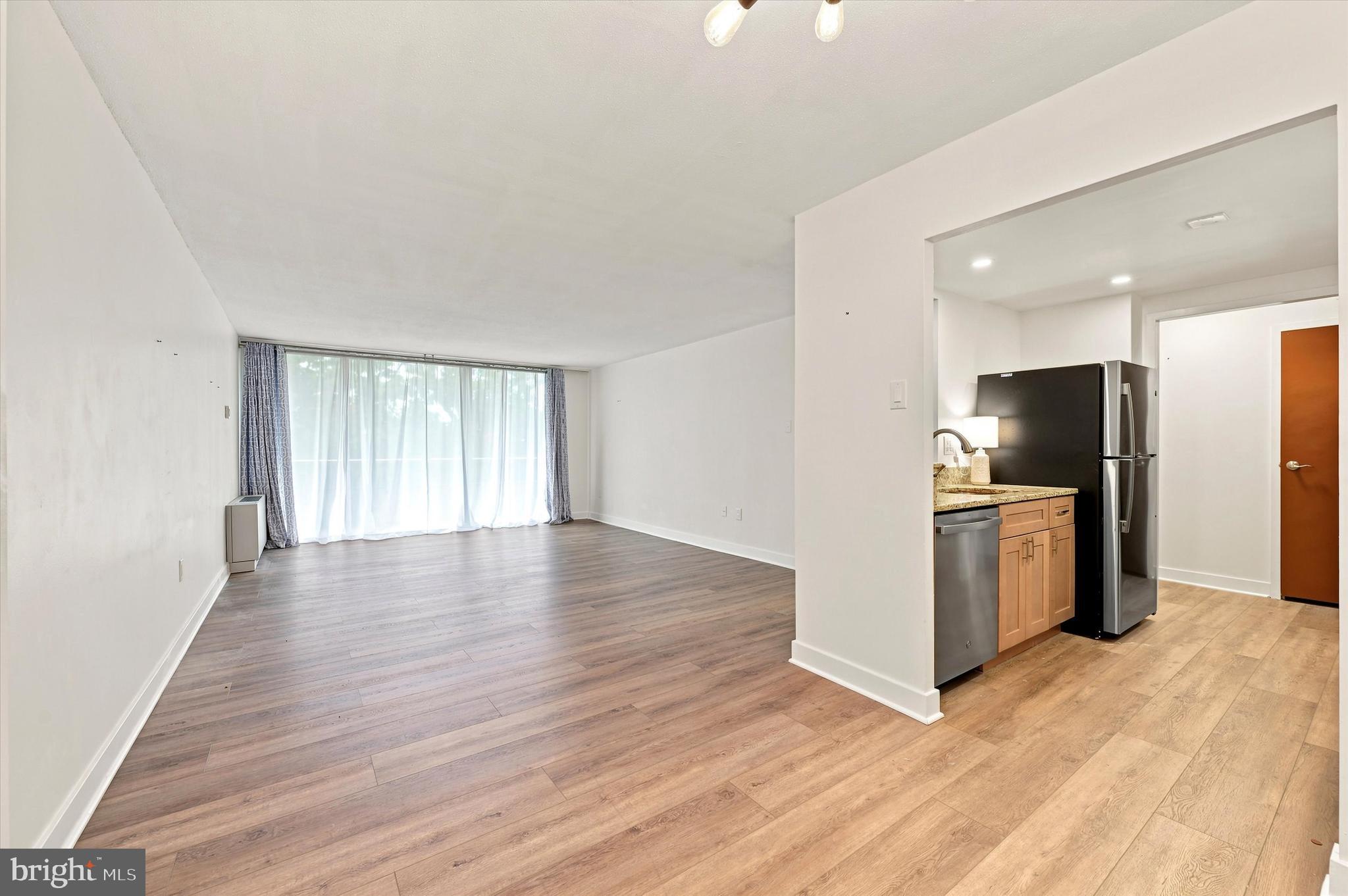 JENKINTOWN - Residential