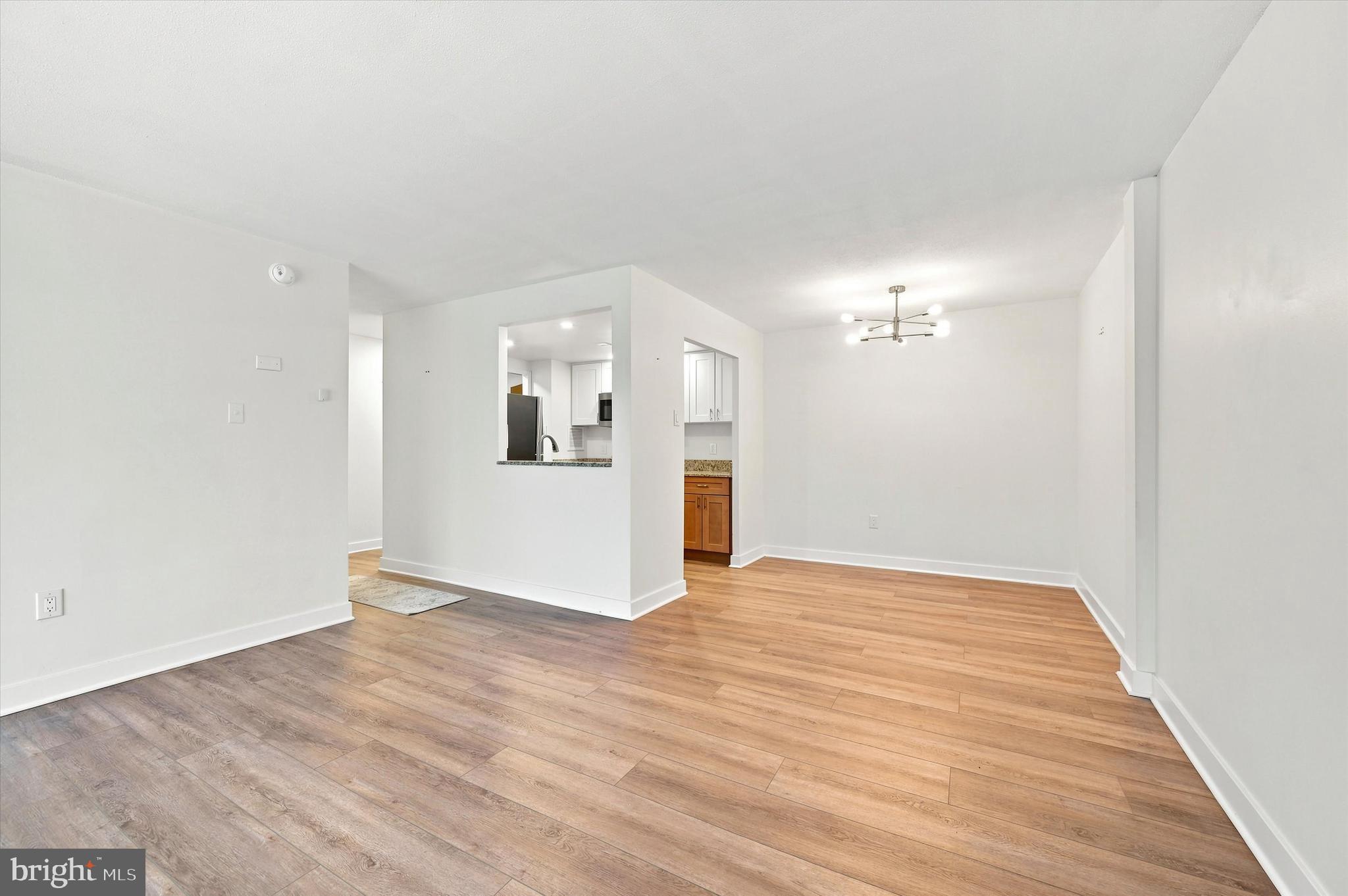 JENKINTOWN - Residential