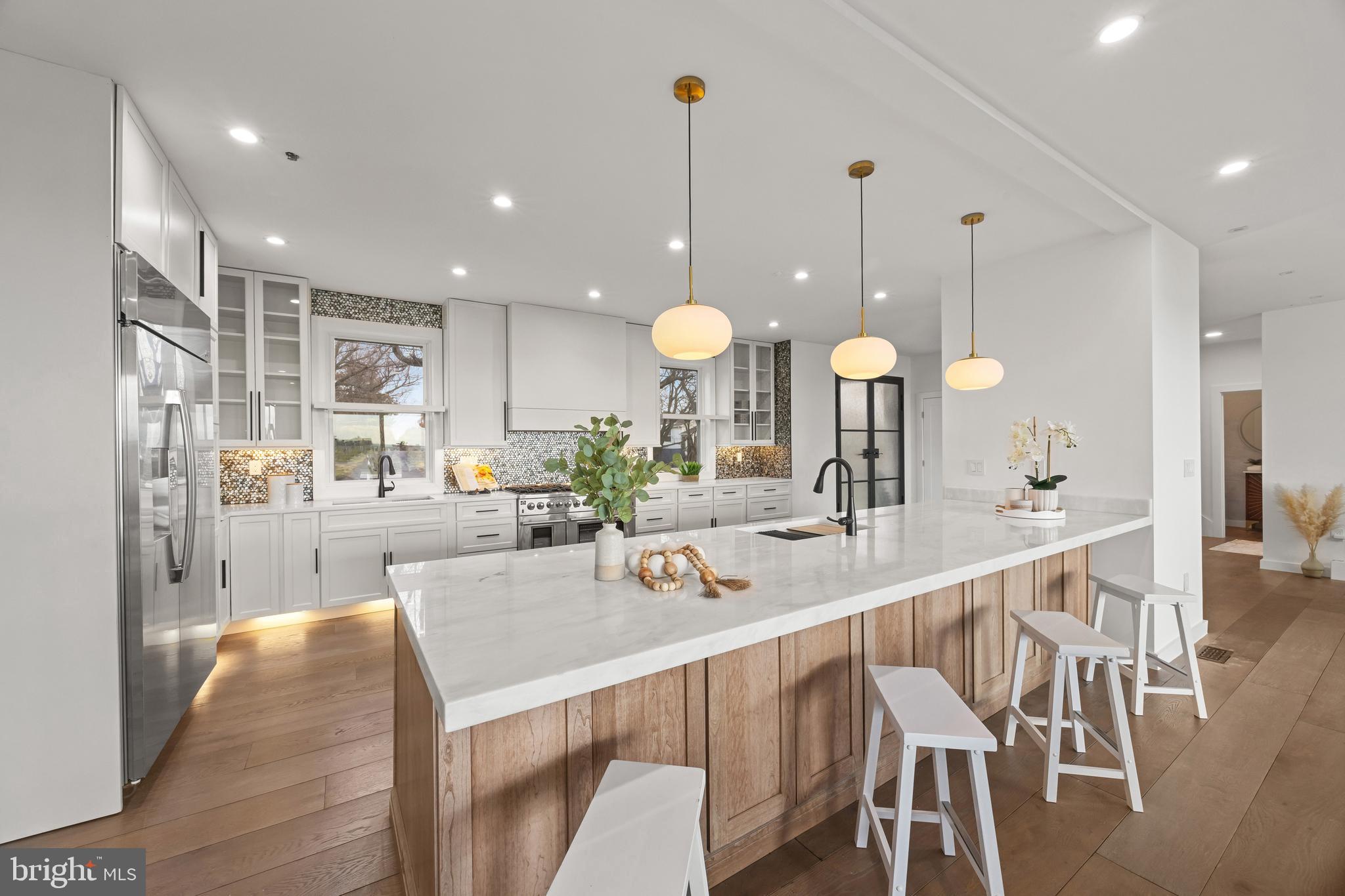 STEVENSVILLE - Residential