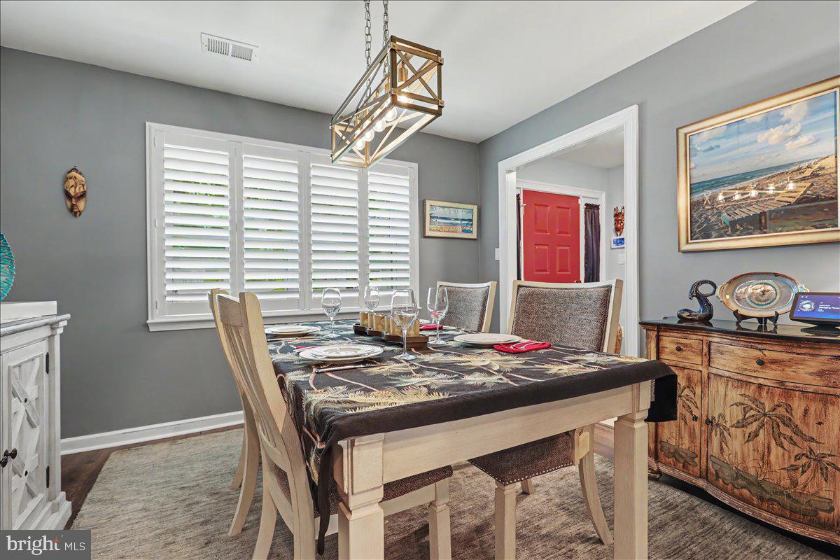 KIMBERLY KNOLL - Residential
