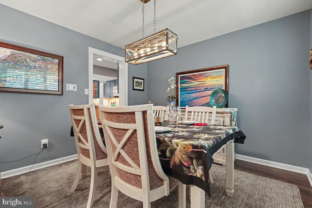 KIMBERLY KNOLL - Residential