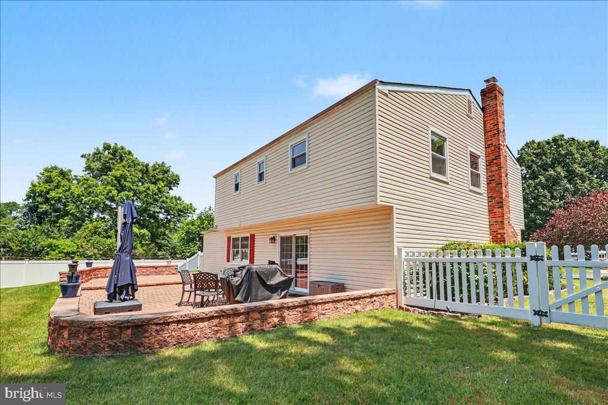 KIMBERLY KNOLL - Residential