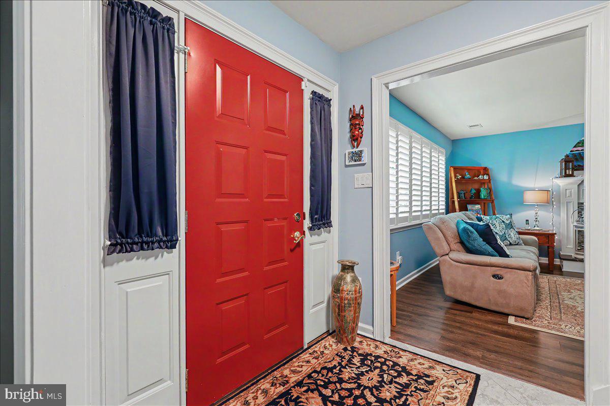 KIMBERLY KNOLL - Residential