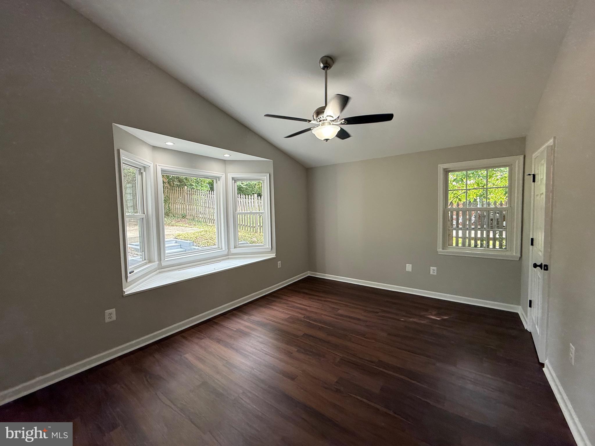 NORTH SPRINGFIELD - Residential
