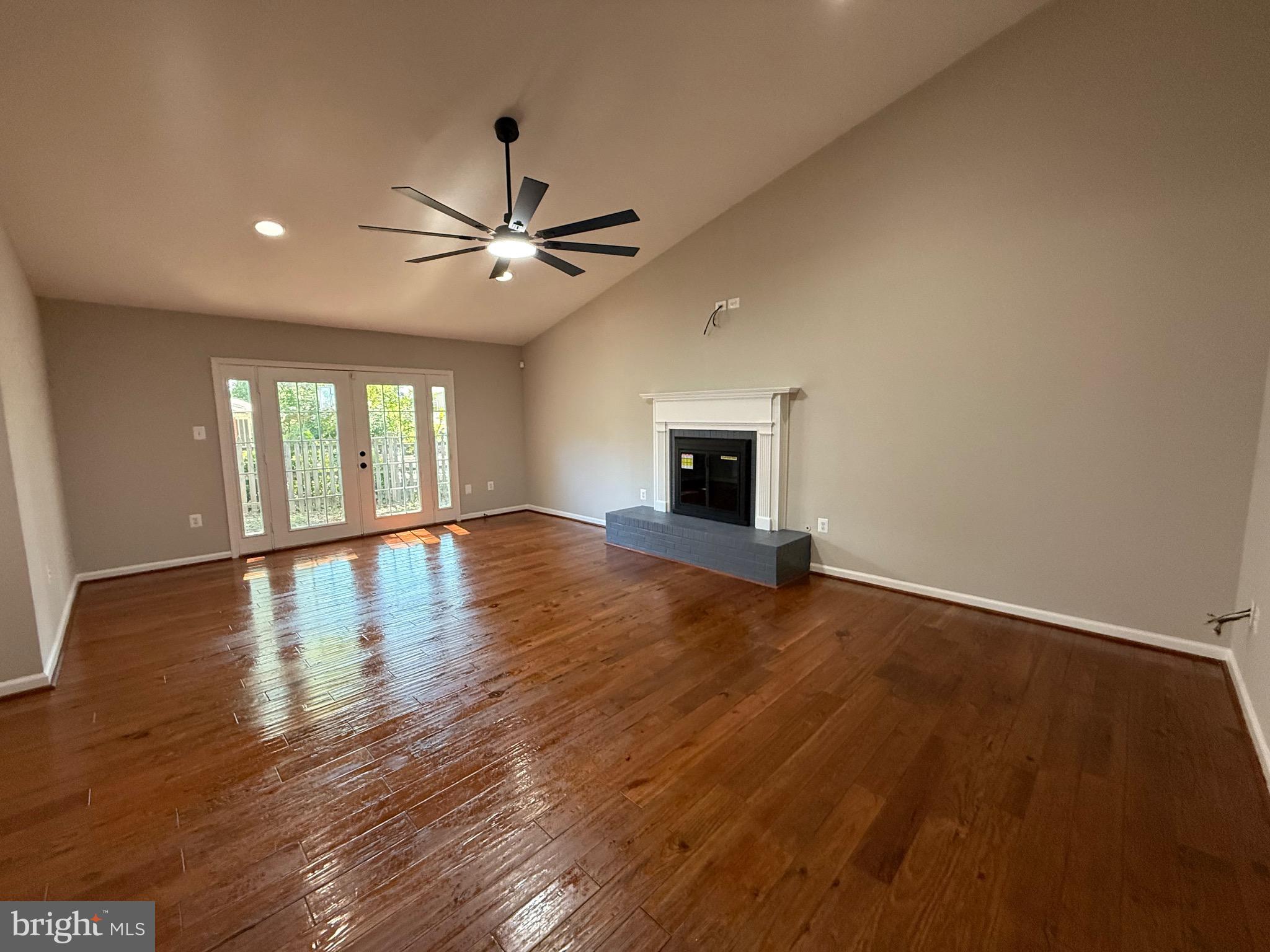 NORTH SPRINGFIELD - Residential