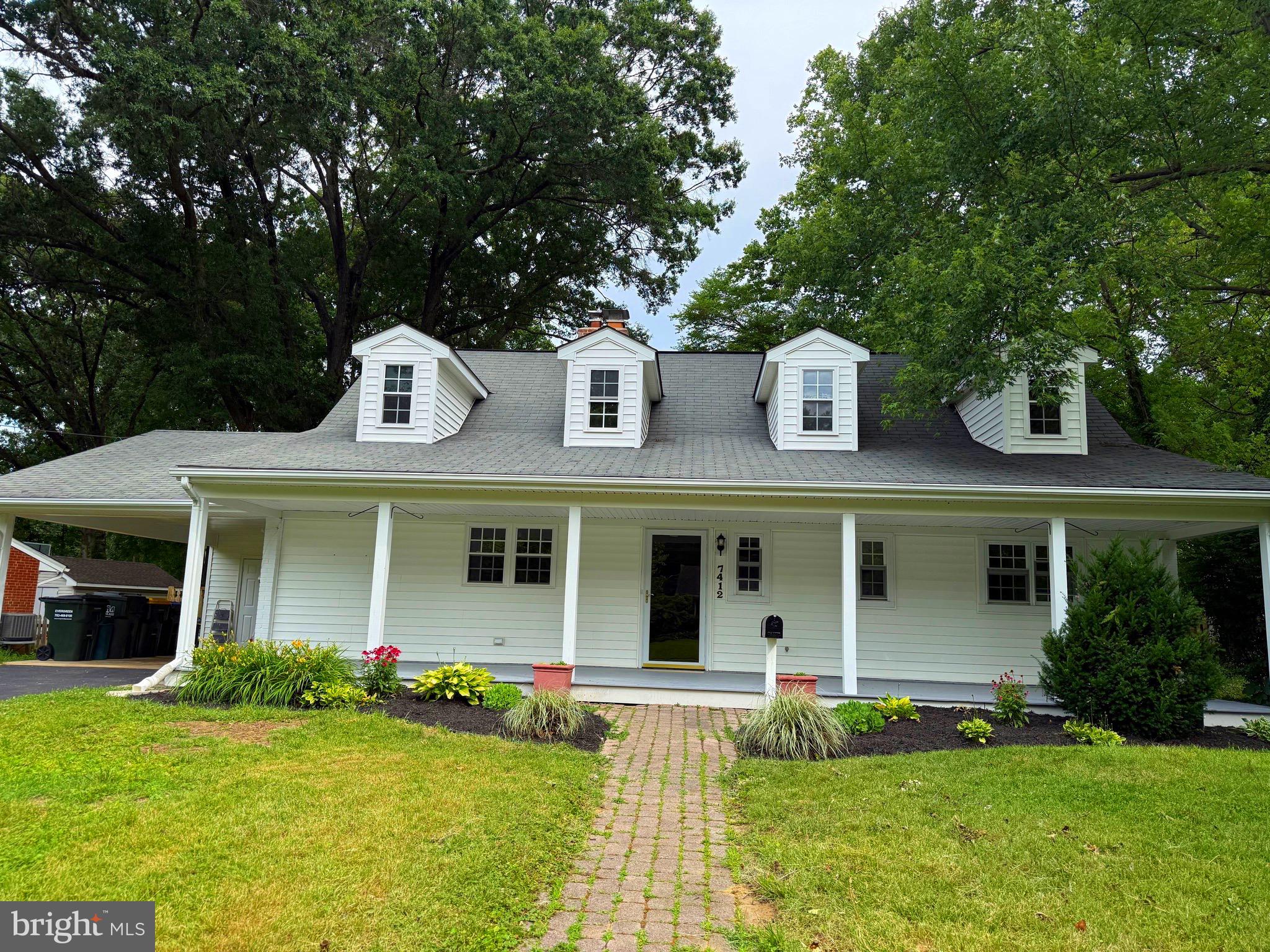NORTH SPRINGFIELD - Residential