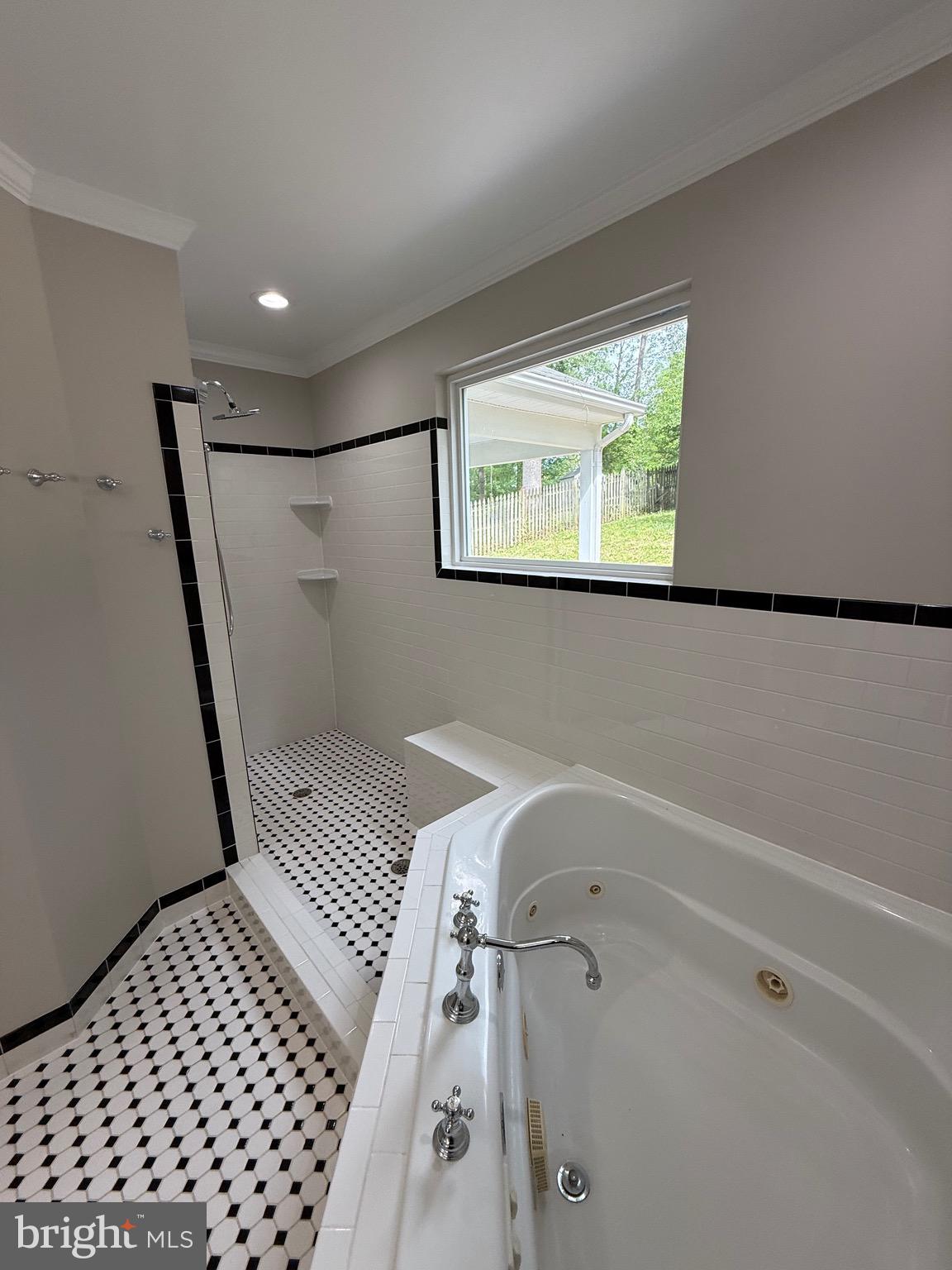 NORTH SPRINGFIELD - Residential
