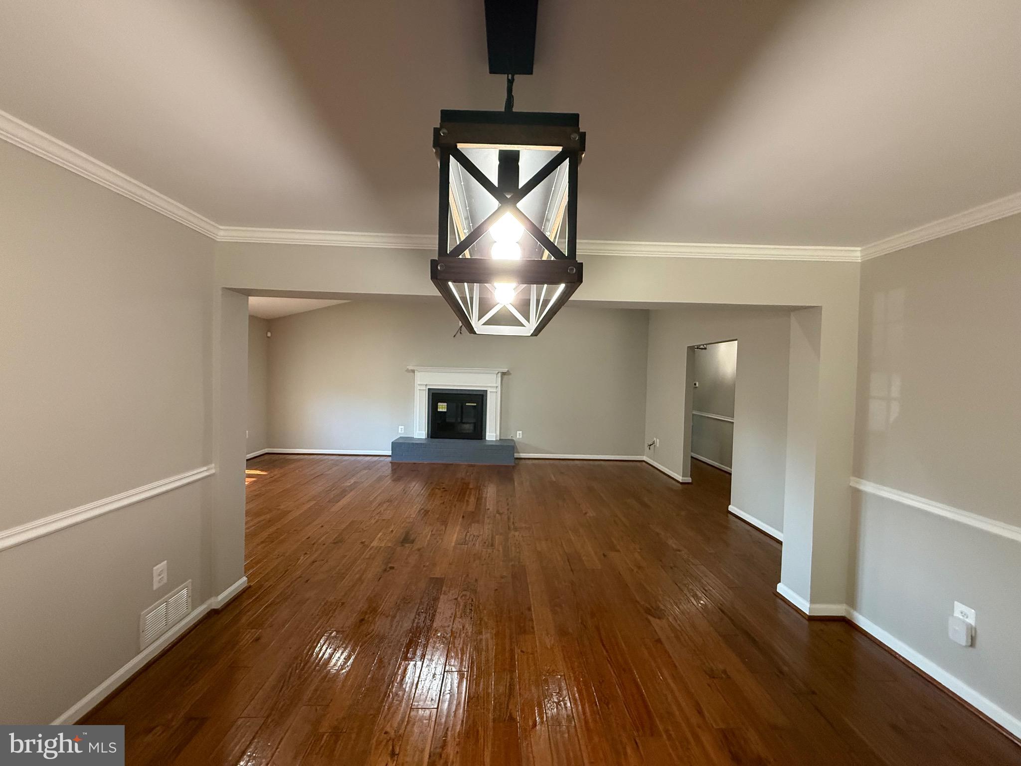NORTH SPRINGFIELD - Residential