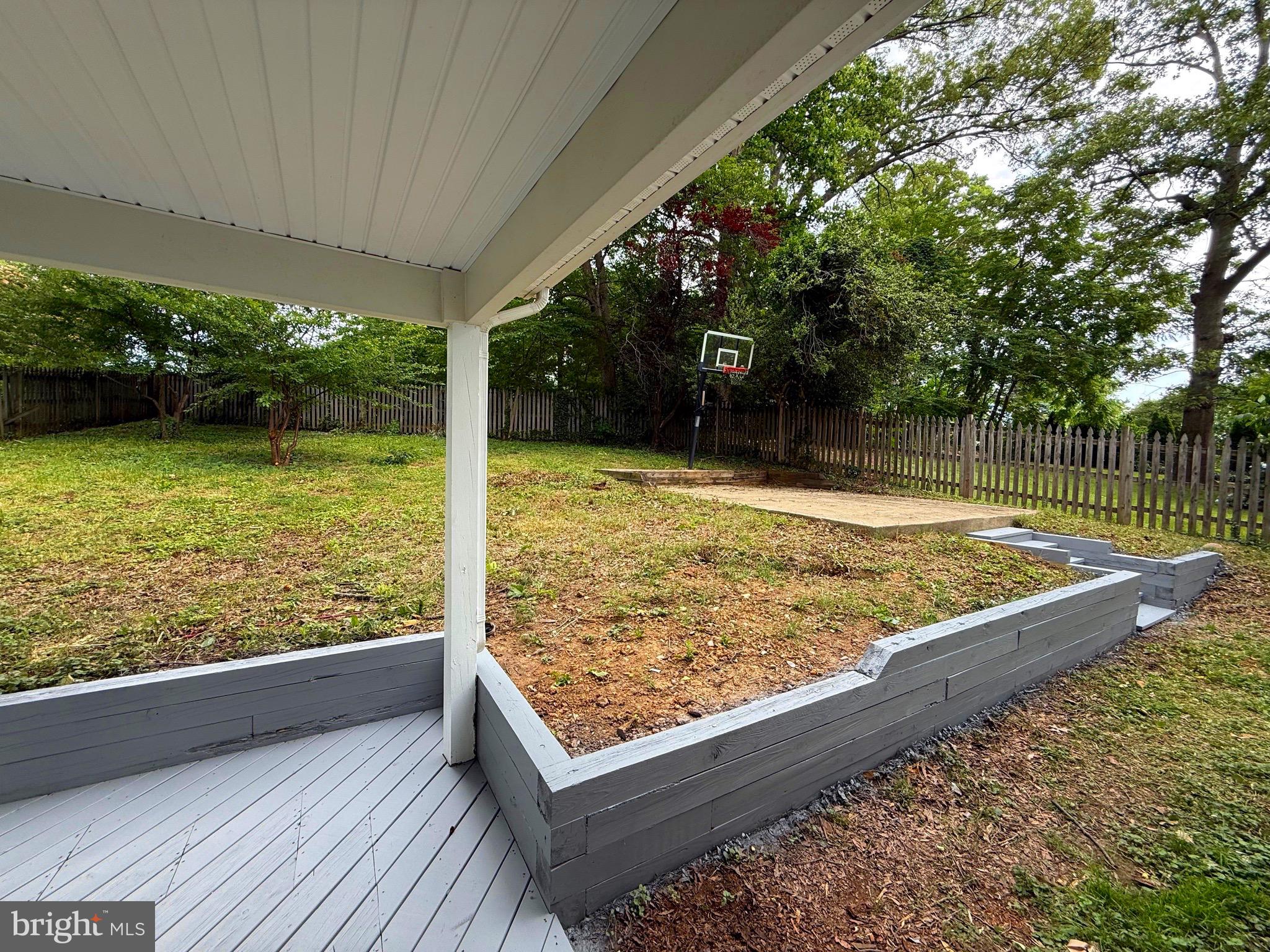 NORTH SPRINGFIELD - Residential