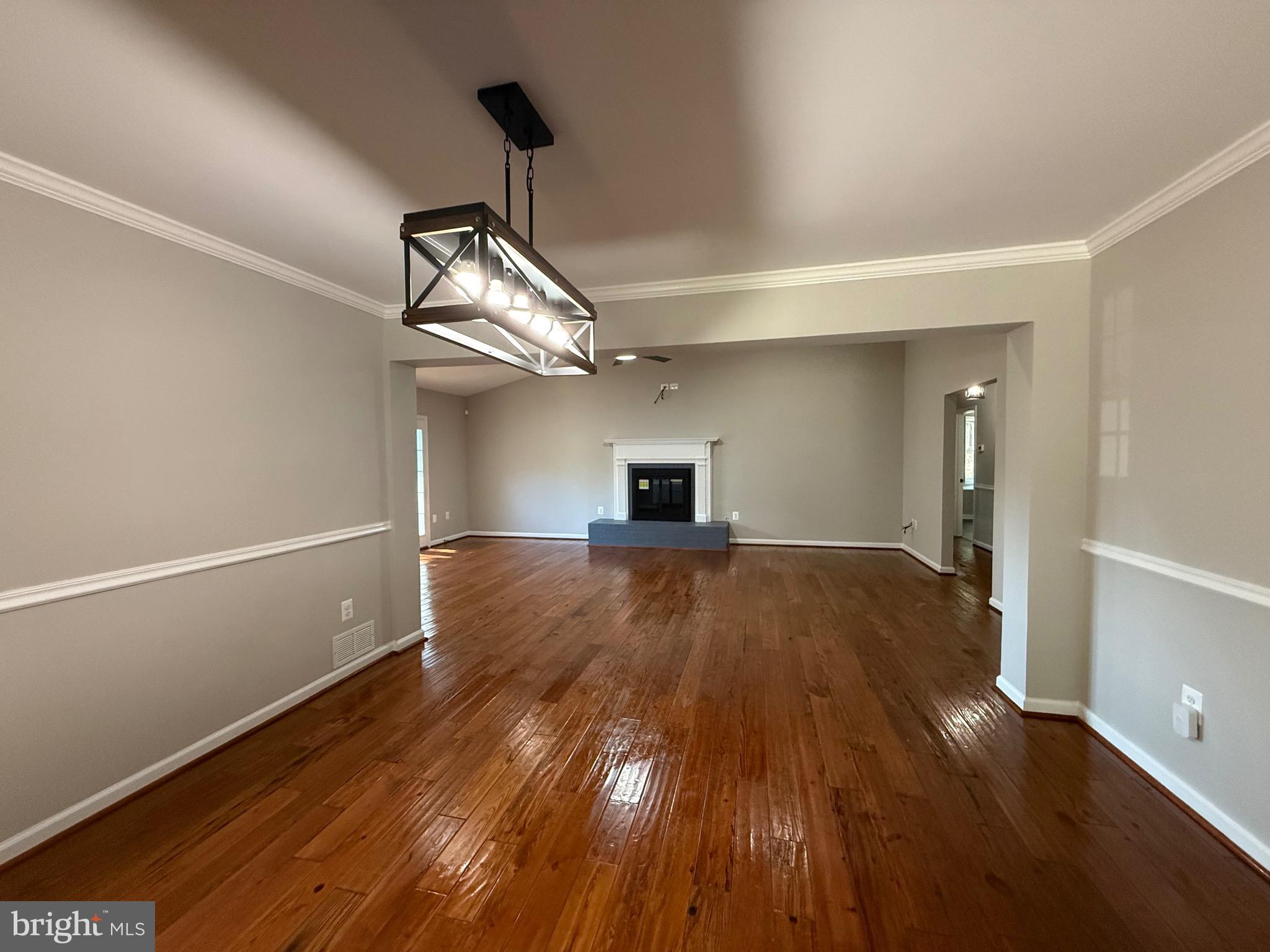 NORTH SPRINGFIELD - Residential