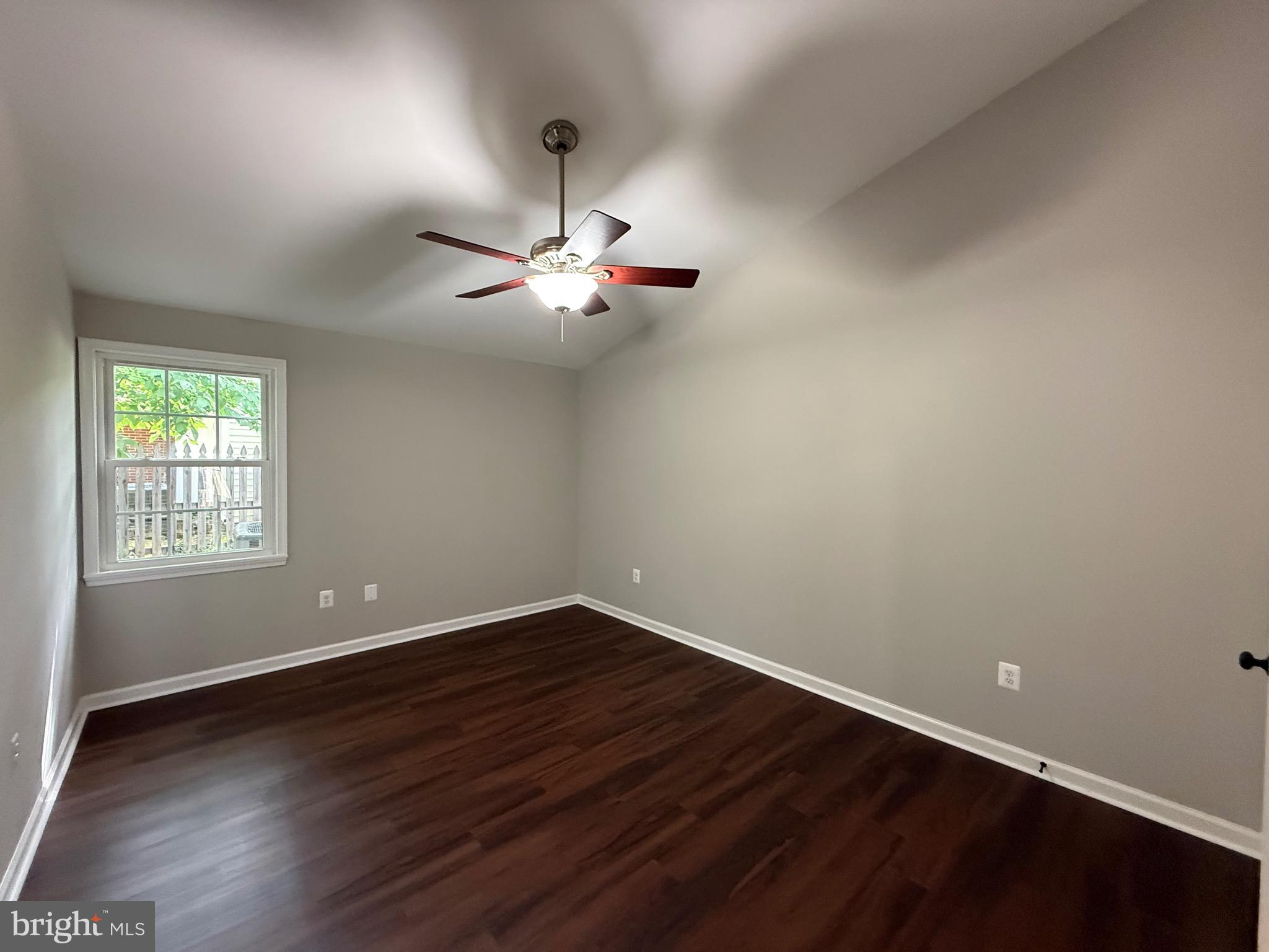 NORTH SPRINGFIELD - Residential