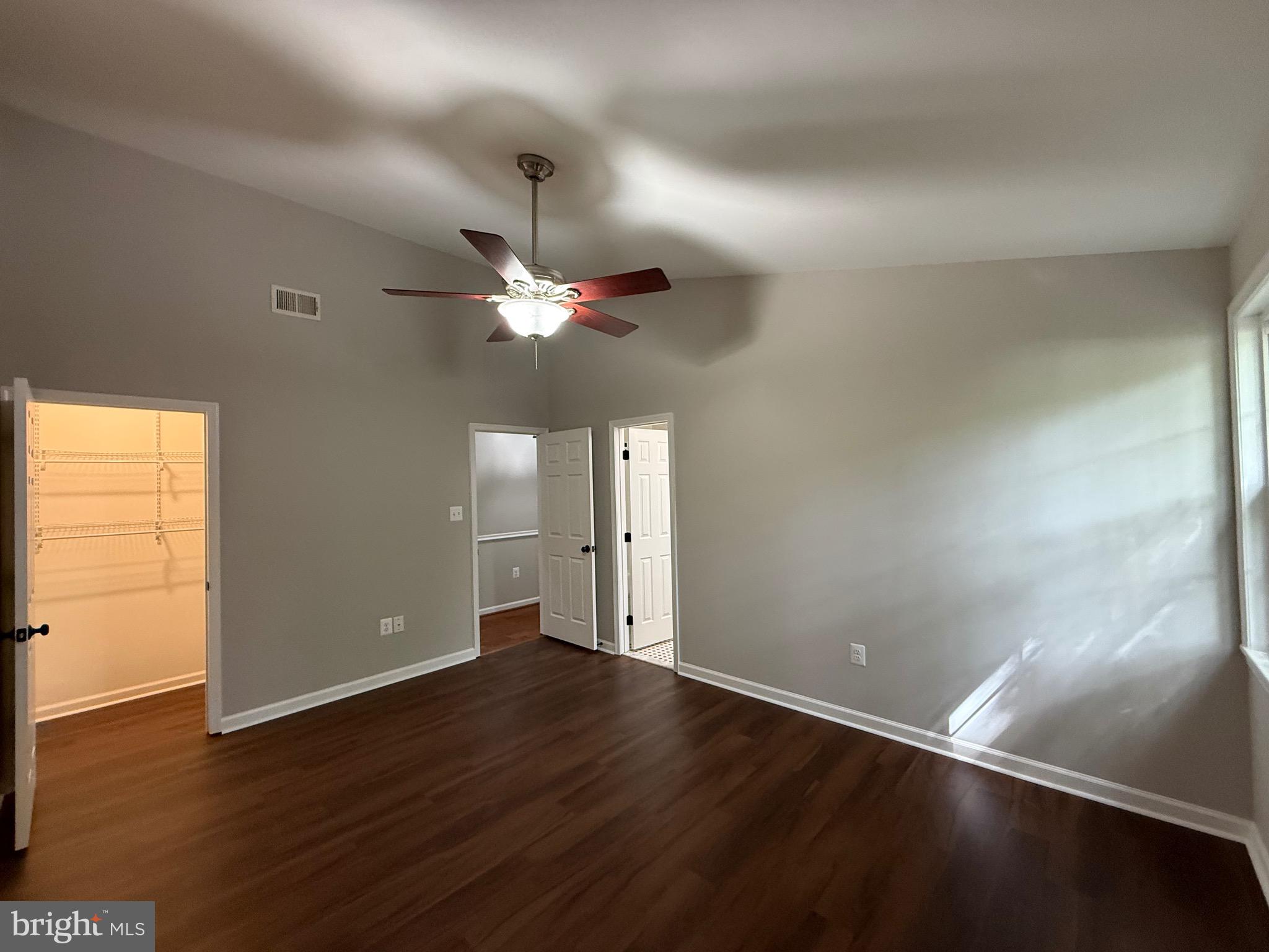 NORTH SPRINGFIELD - Residential