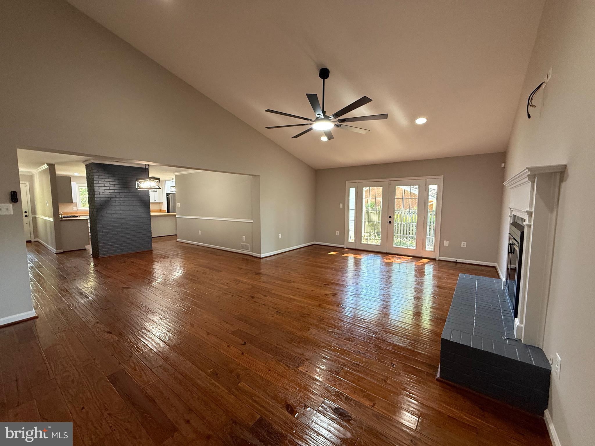 NORTH SPRINGFIELD - Residential