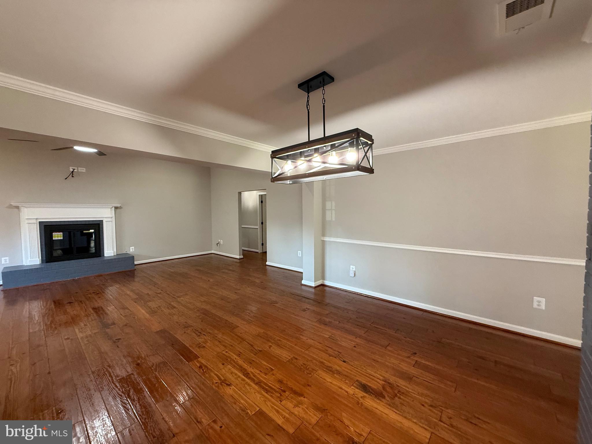 NORTH SPRINGFIELD - Residential