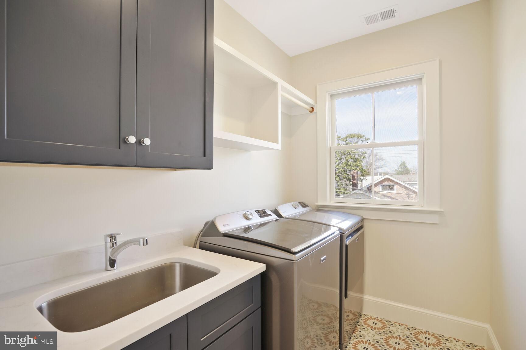 DEL RAY - Residential