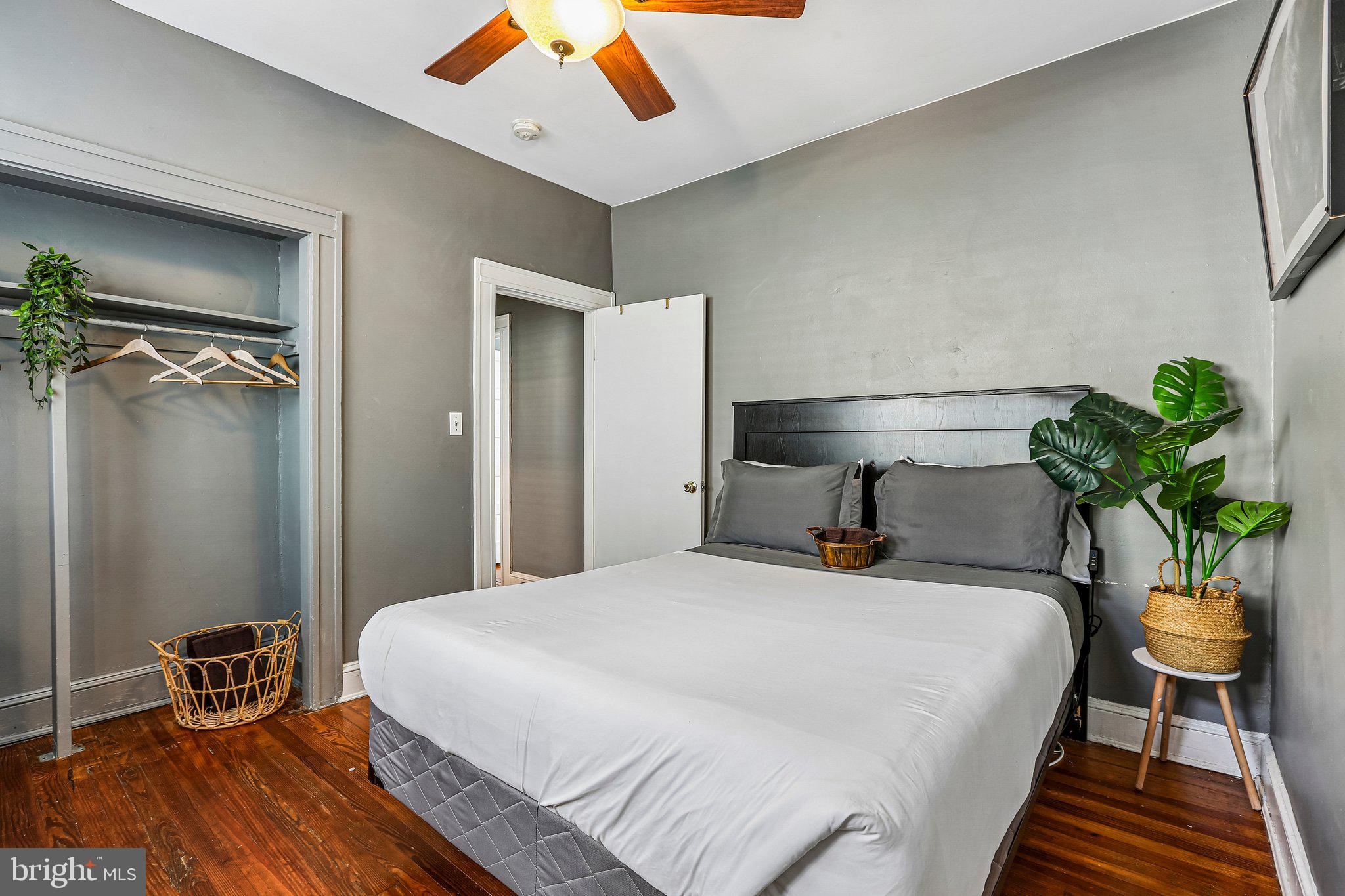 MOUNT WASHINGTON - Residential