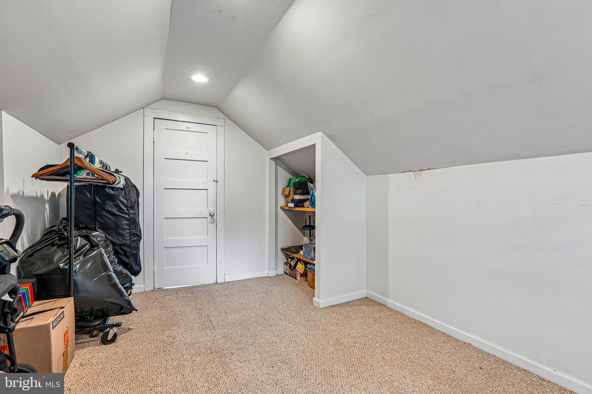 MOUNT WASHINGTON - Residential
