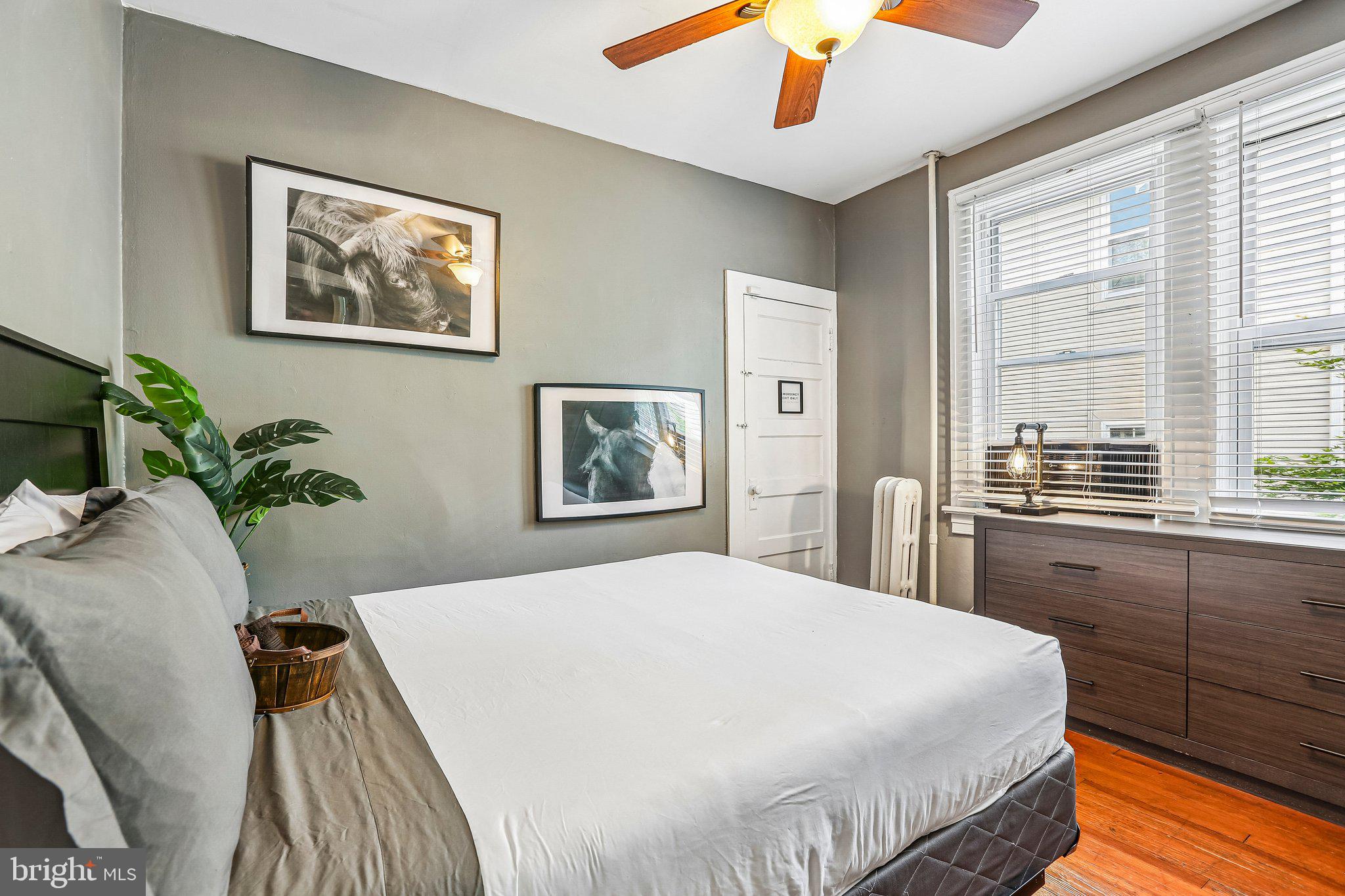 MOUNT WASHINGTON - Residential