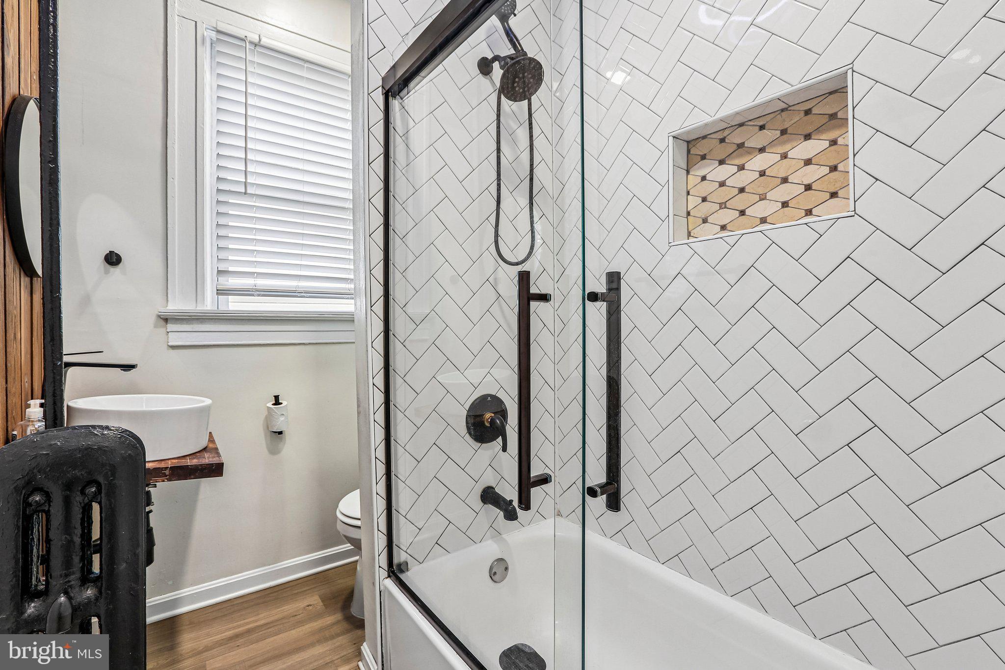 MOUNT WASHINGTON - Residential