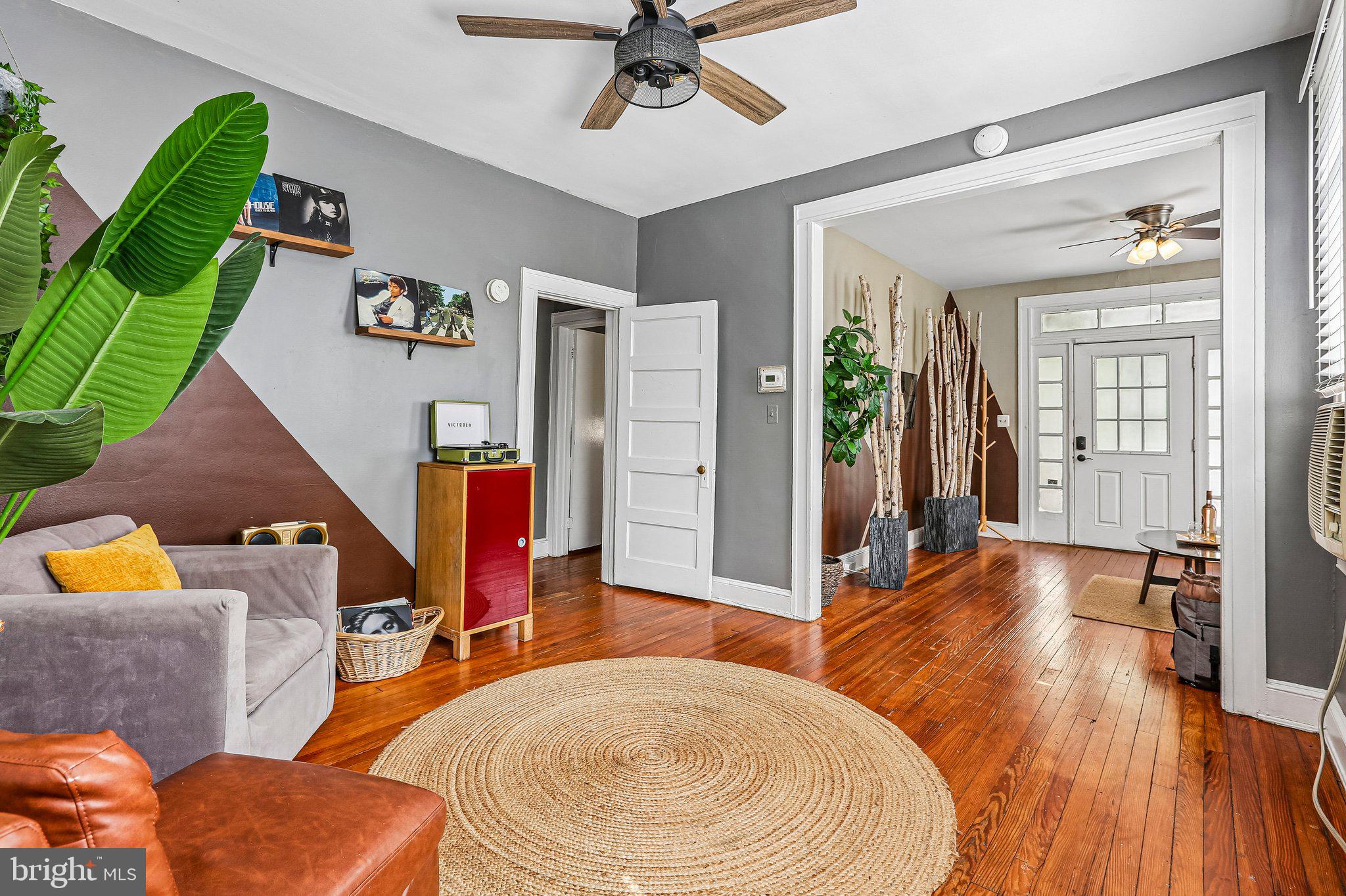 MOUNT WASHINGTON - Residential
