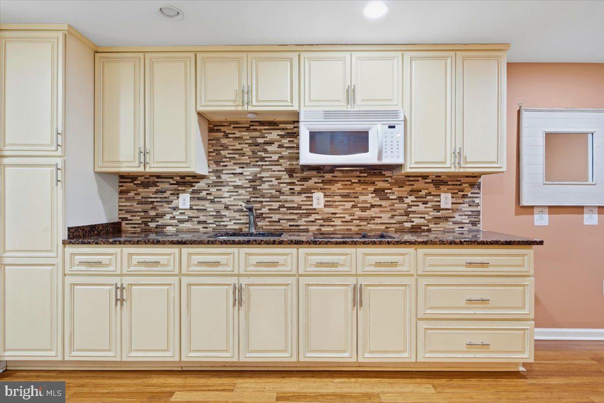 HOMEWOOD - Residential