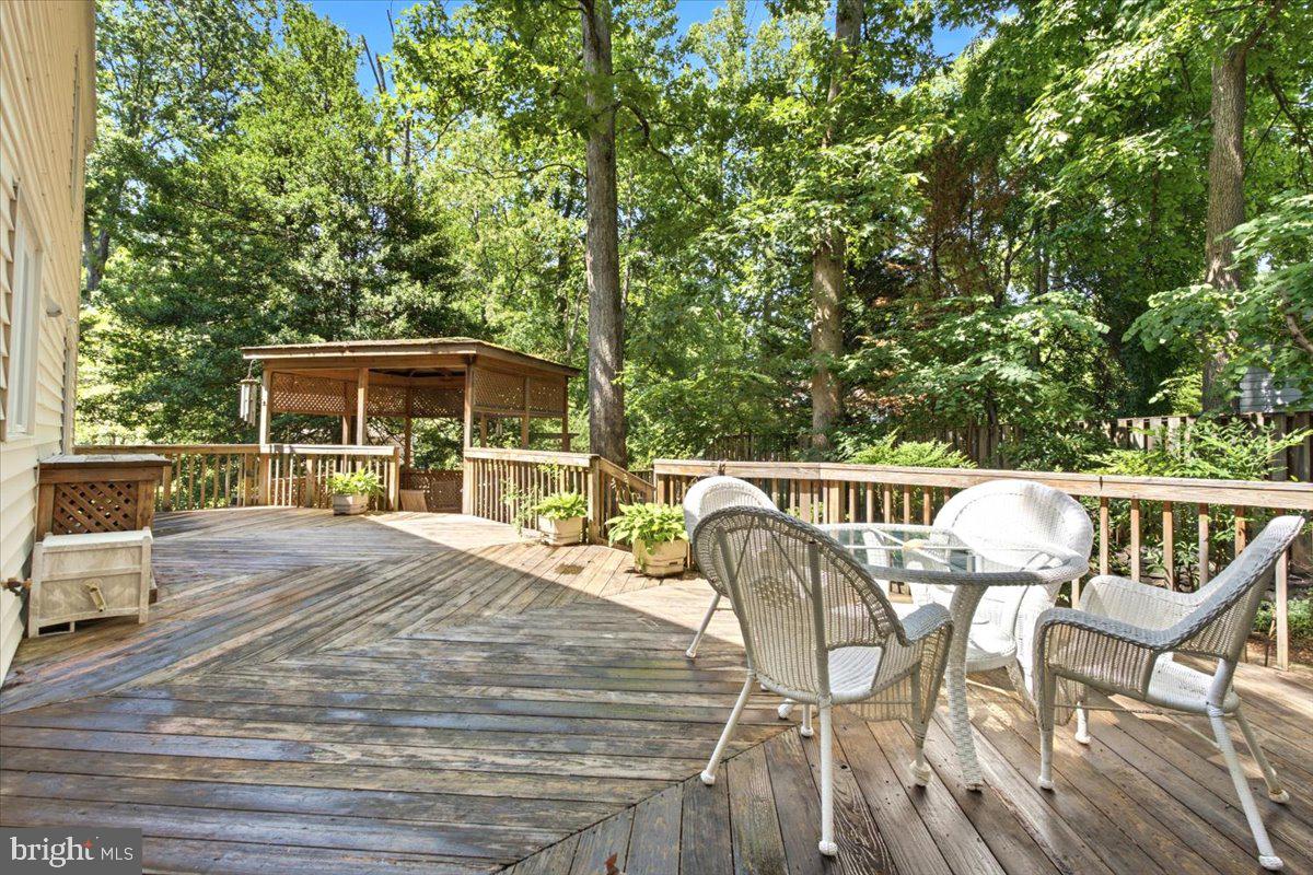 HOMEWOOD - Residential