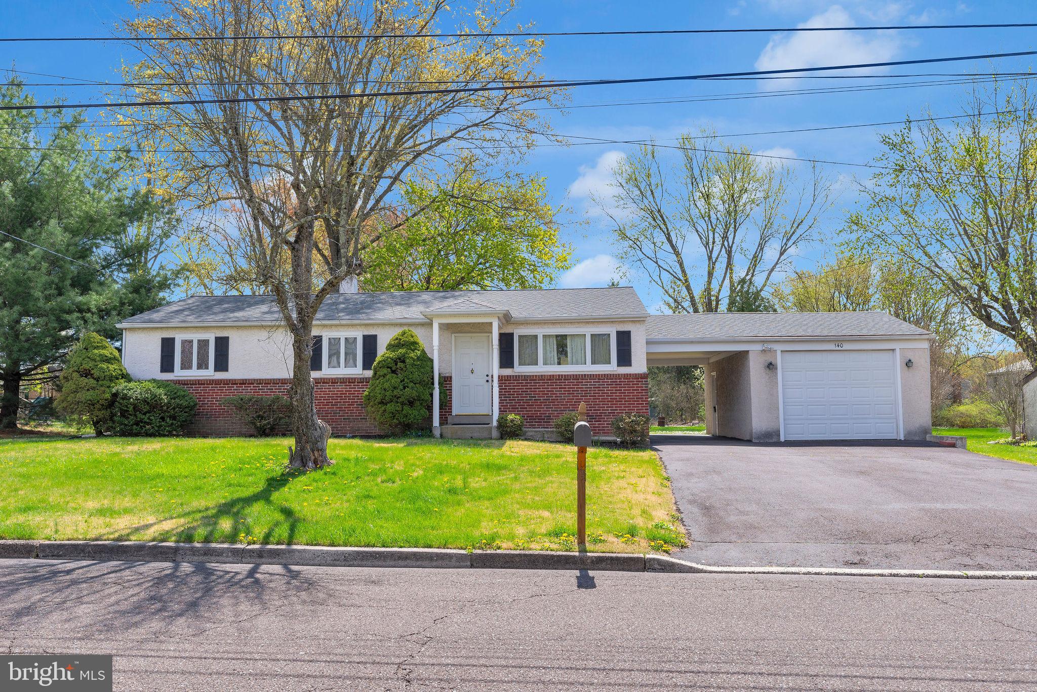 BRITTANY FARMS - Residential