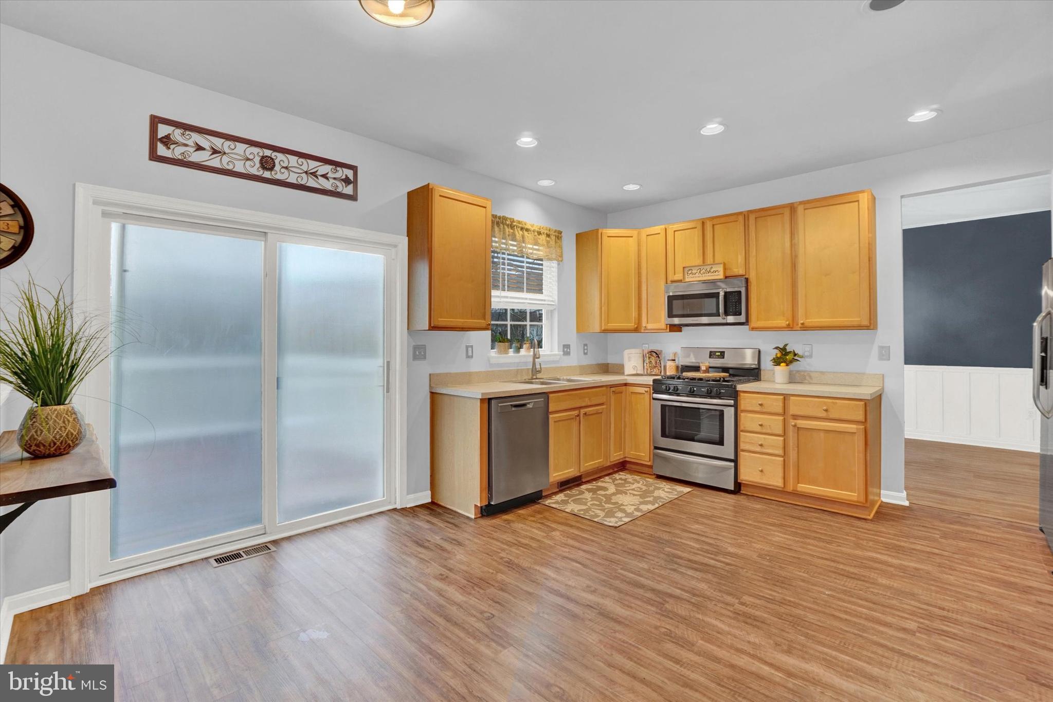 HUNTER CREEK - Residential