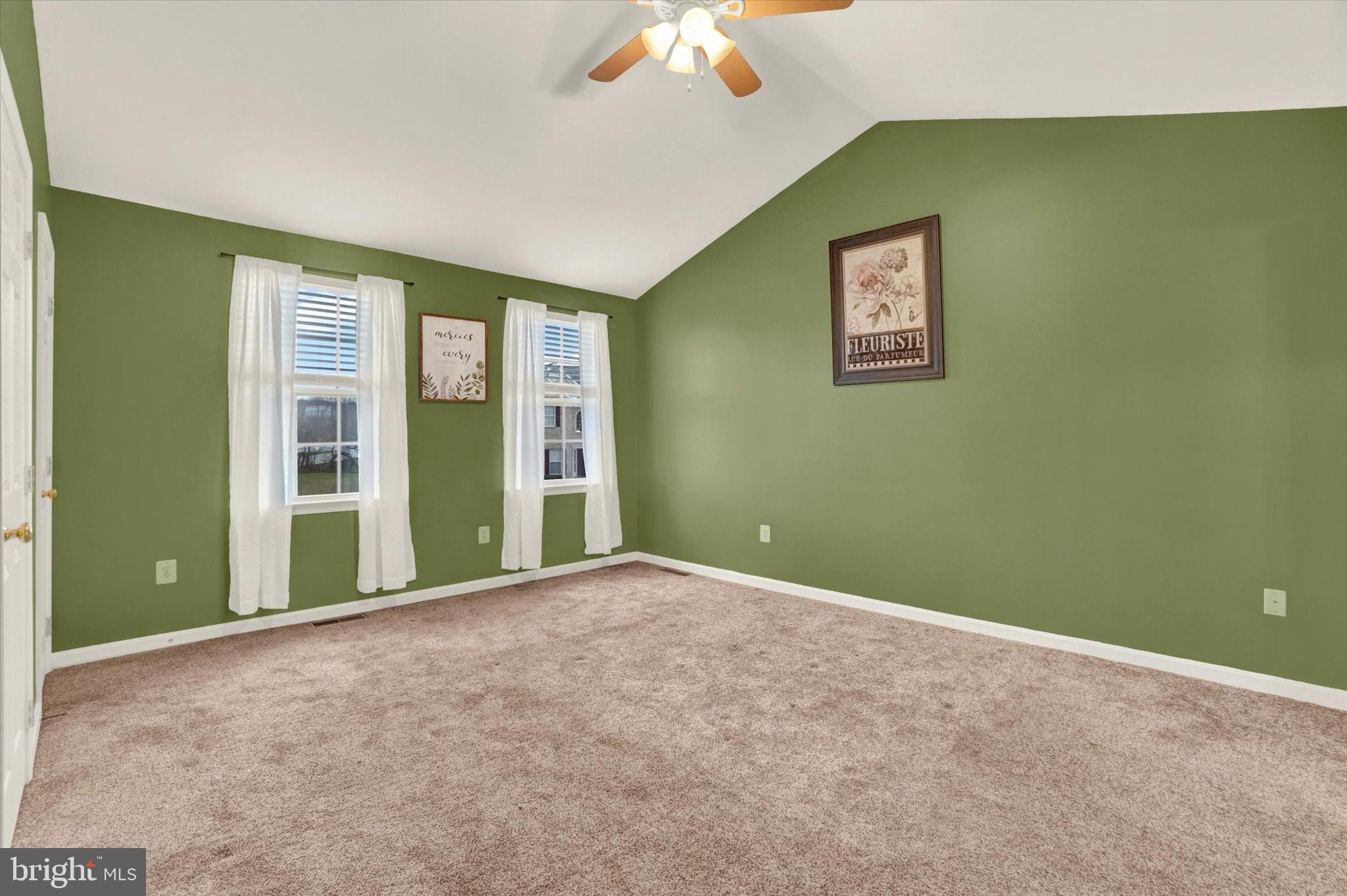 HUNTER CREEK - Residential