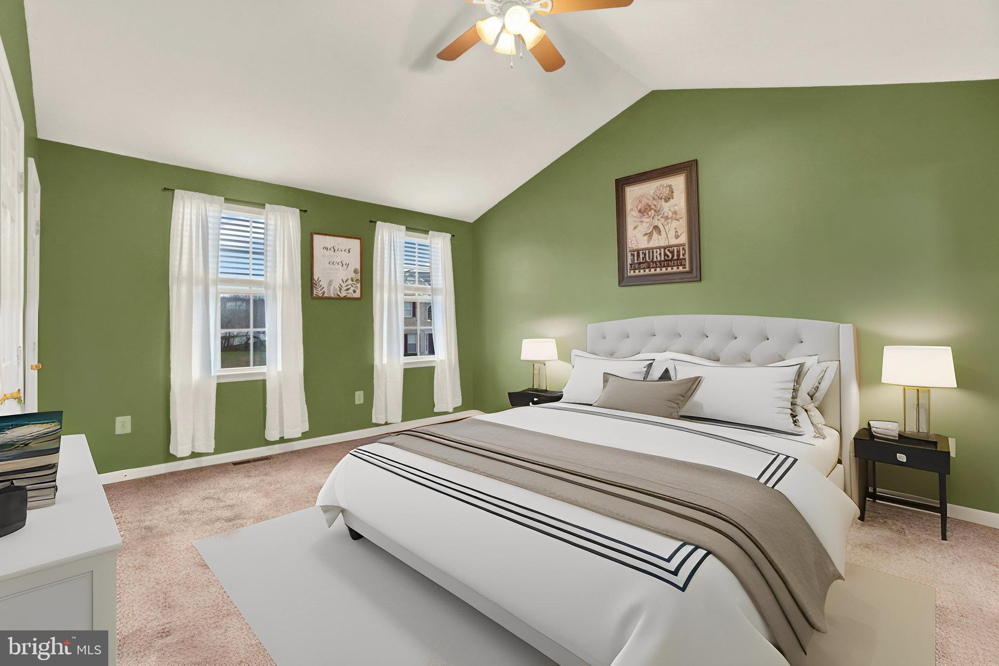 HUNTER CREEK - Residential