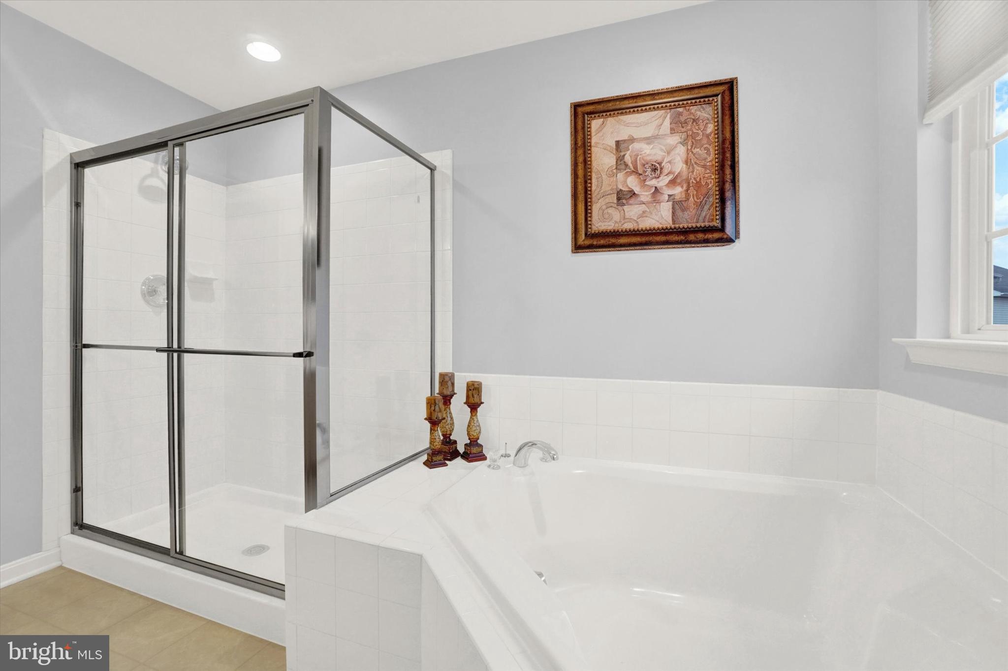 HUNTER CREEK - Residential